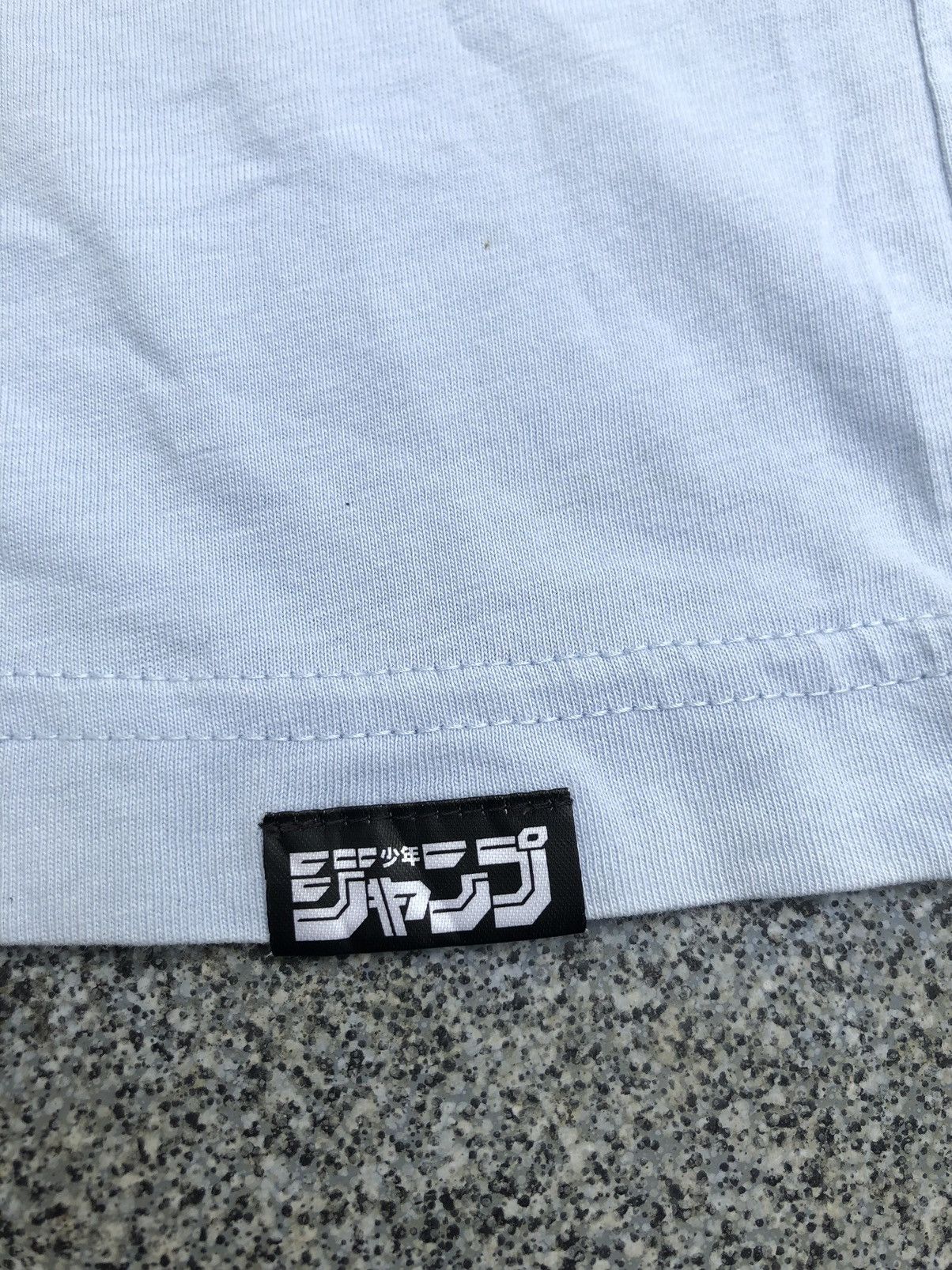 Anime × Japanese Brand × Uniqlo Uniqlo X Hunter x Hunter T shirt Size US XL / EU 56 / 4 - 6 Thumbnail