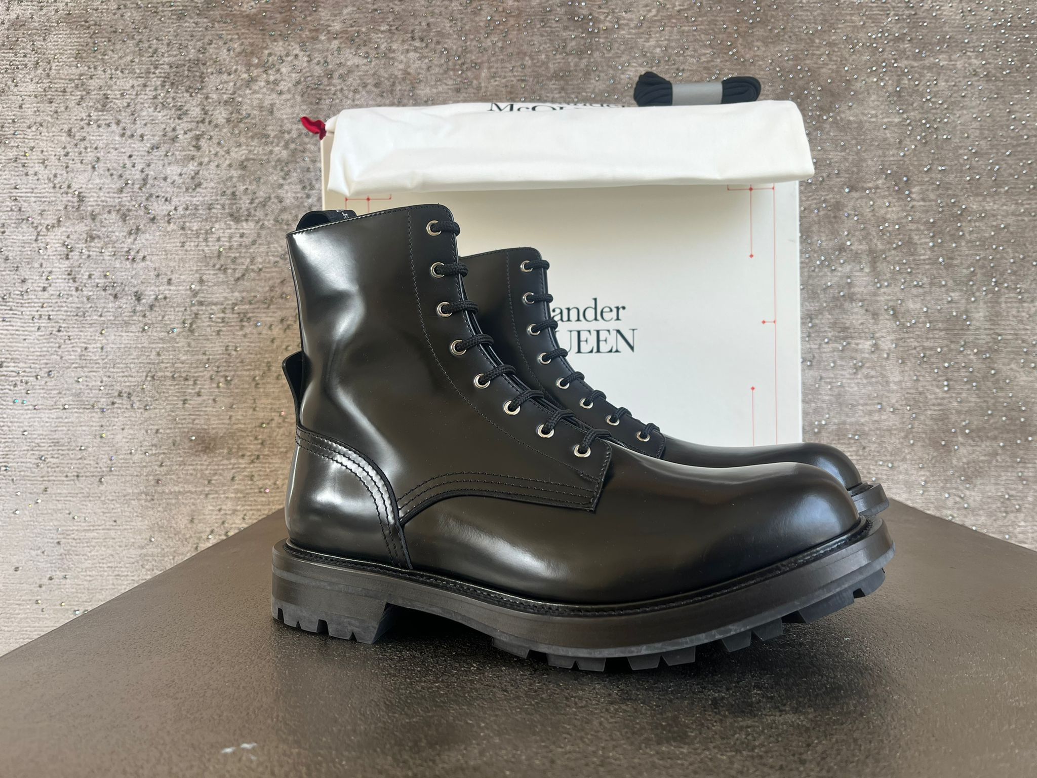 Alexander McQueen Shiny Leather Spazzolato Boots in Black Size US 11 / EU 44 - 3 Thumbnail