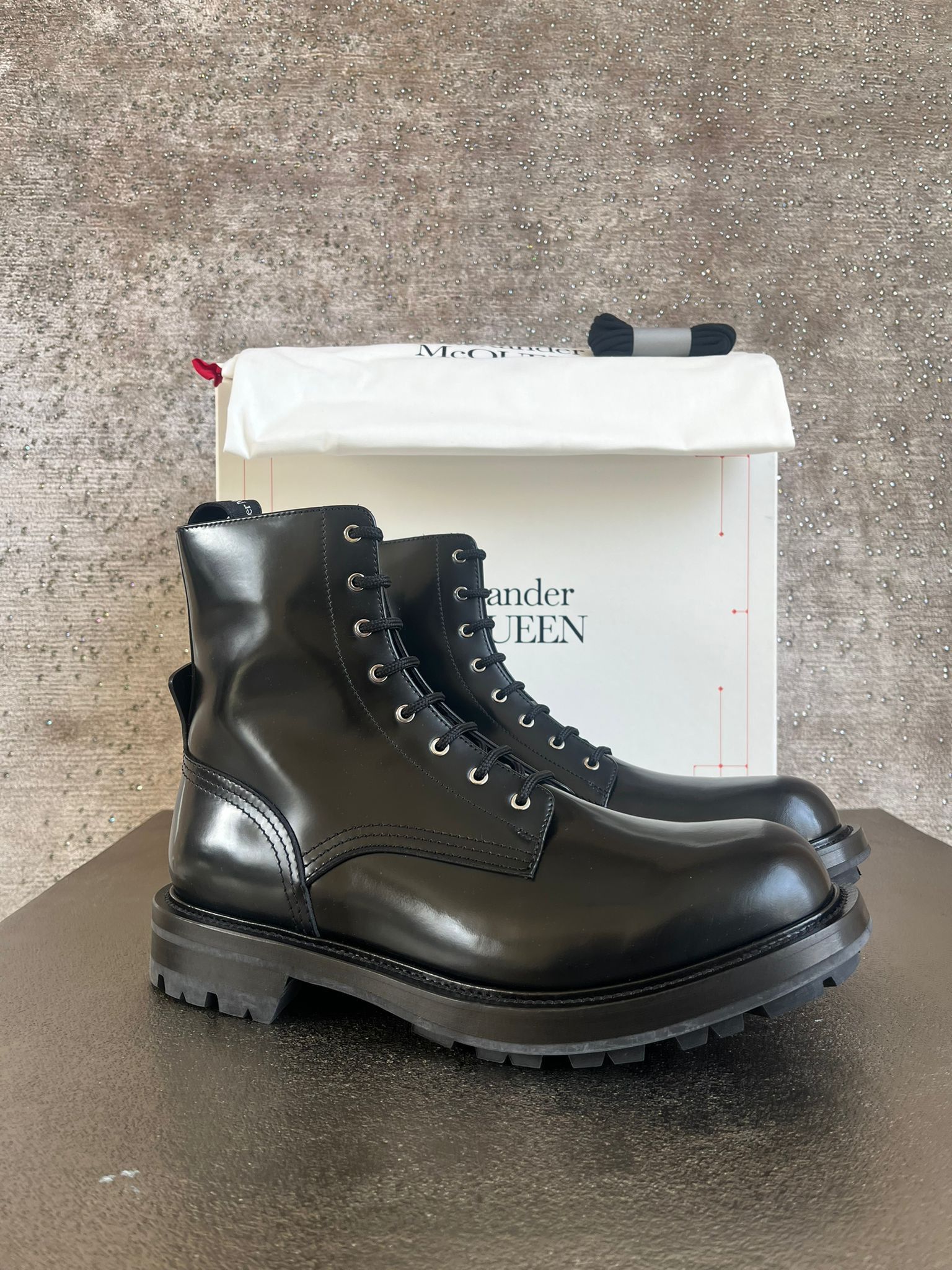 Alexander McQueen Shiny Leather Spazzolato Boots in Black Size US 11 / EU 44 - 5 Thumbnail