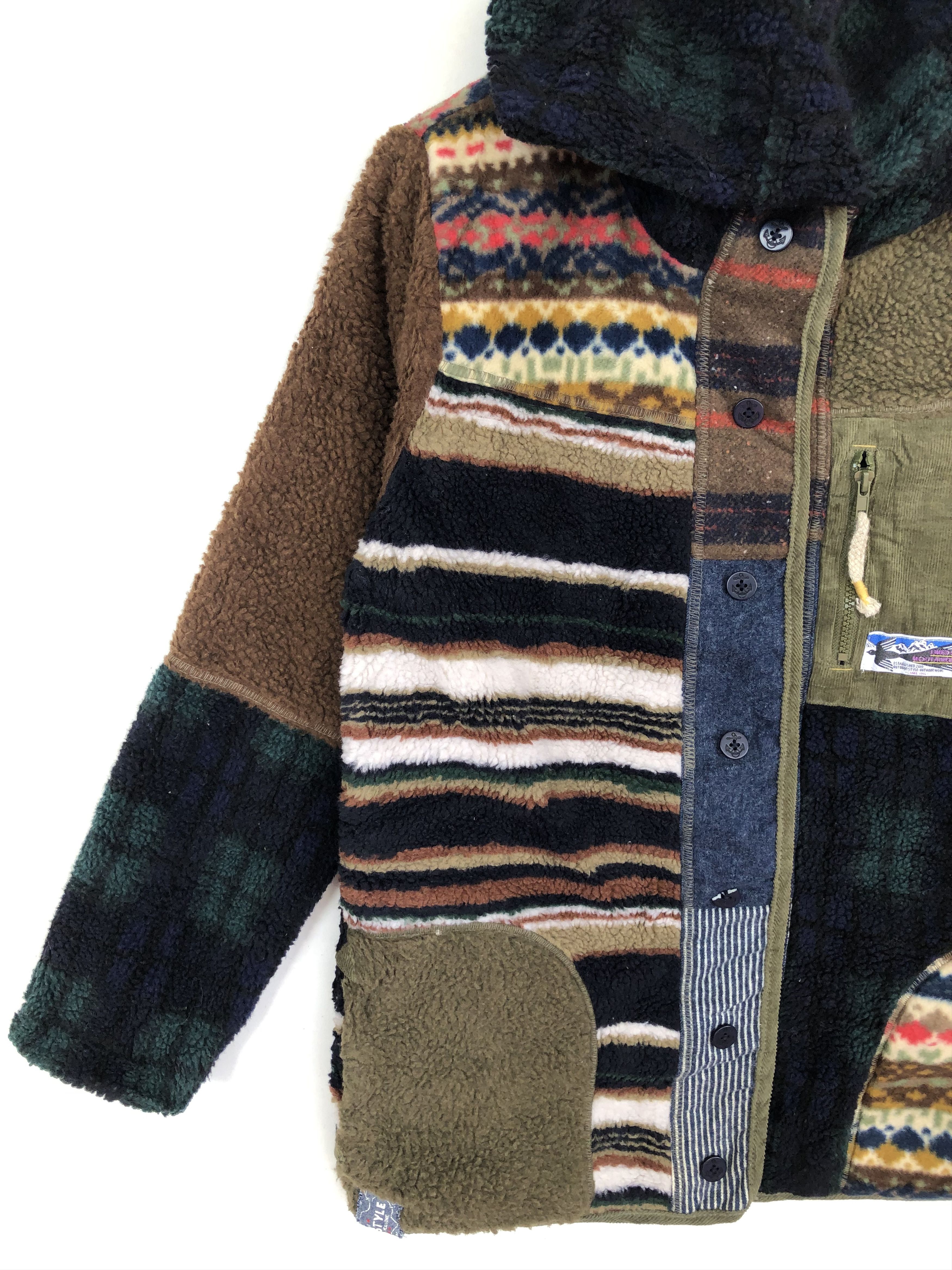 Japanese Brand RARE🔥REVERSIBLE PATCHWORK SHERPA FLEECE BUTTON SNAP JACKET Size US M / EU 48-50 / 2 - 11 Thumbnail
