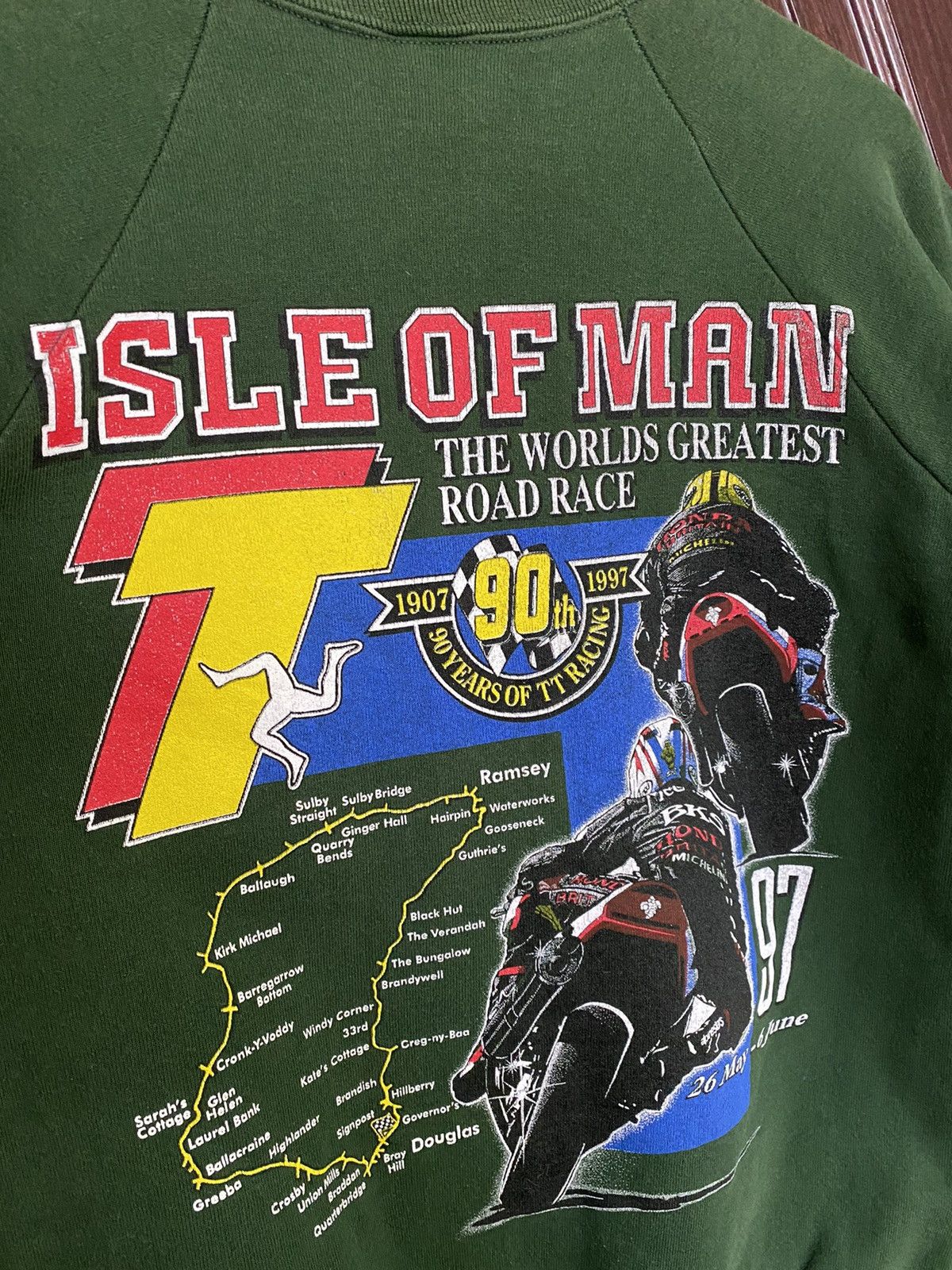 Honda Vintage Isle Of Man 1997 Sweatshirt Honda Motorcycle Yamaha Size US S / EU 44-46 / 1 - 4 Thumbnail