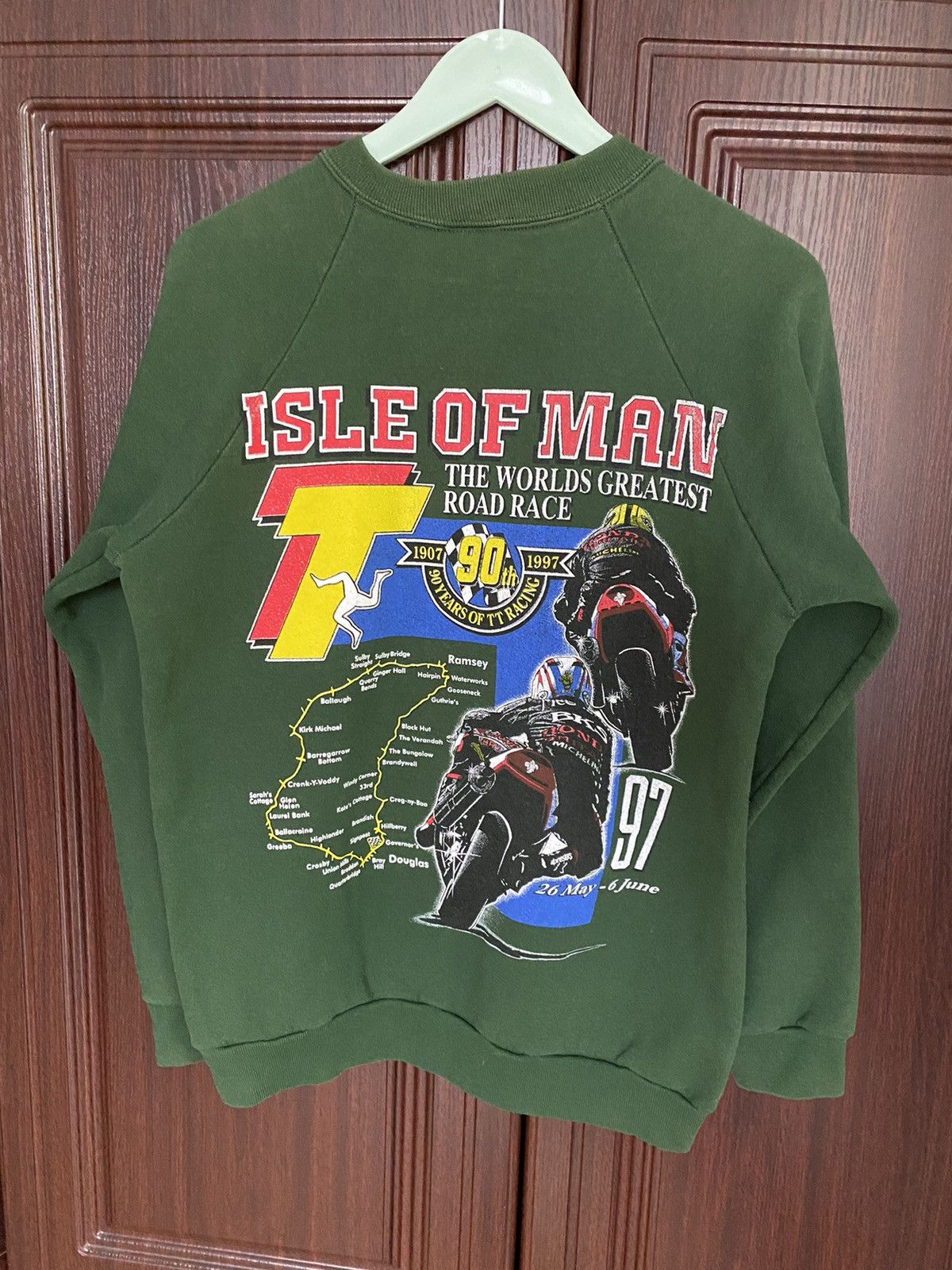 Honda Vintage Isle Of Man 1997 Sweatshirt Honda Motorcycle Yamaha Size US S / EU 44-46 / 1 - 3 Thumbnail