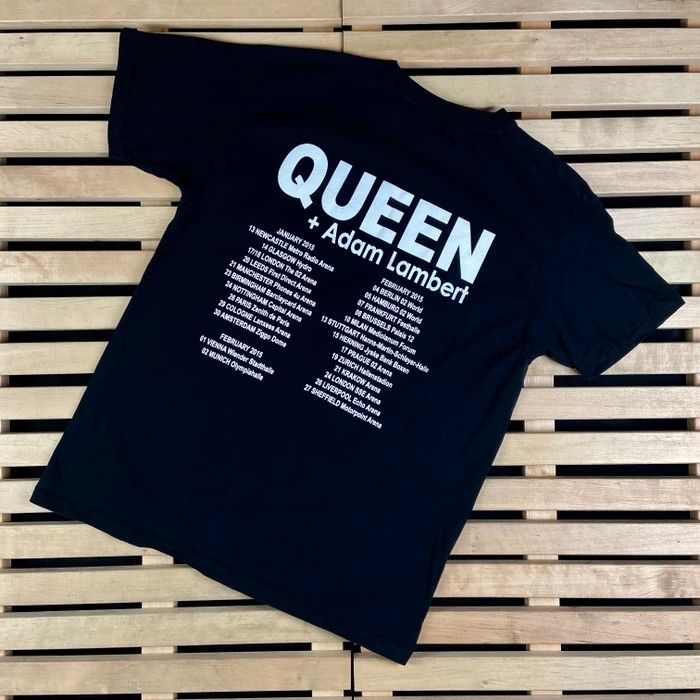 Band Tees Mens Vintage T Shirt Queen + Adam Lambert 2015 Tour Size M Size US M / EU 48-50 / 2 - 6 Thumbnail
