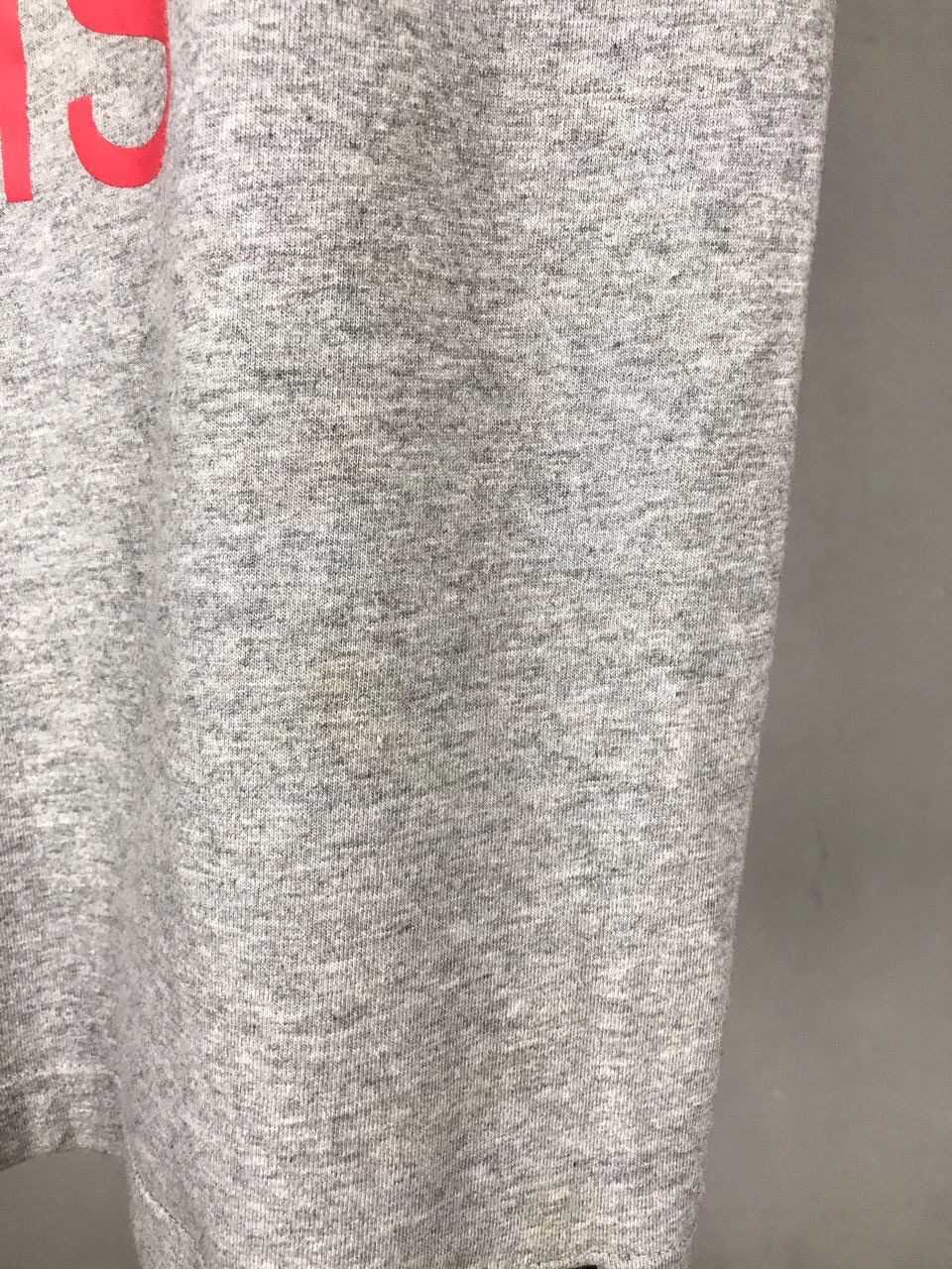 Mickey Mouse Mickey Mouse X Uniqlo Gray Streetwear Tee Size US L / EU 52-54 / 3 - 5 Thumbnail