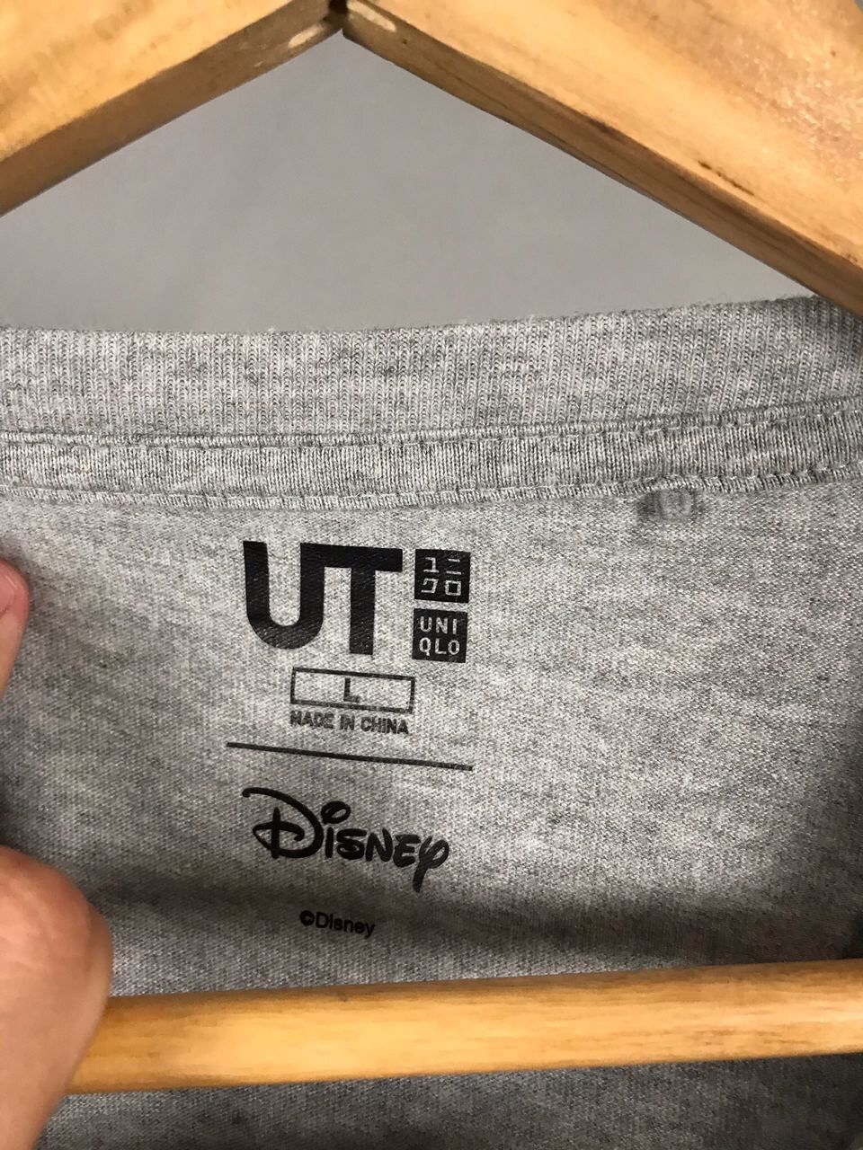 Mickey Mouse Mickey Mouse X Uniqlo Gray Streetwear Tee Size US L / EU 52-54 / 3 - 6 Thumbnail