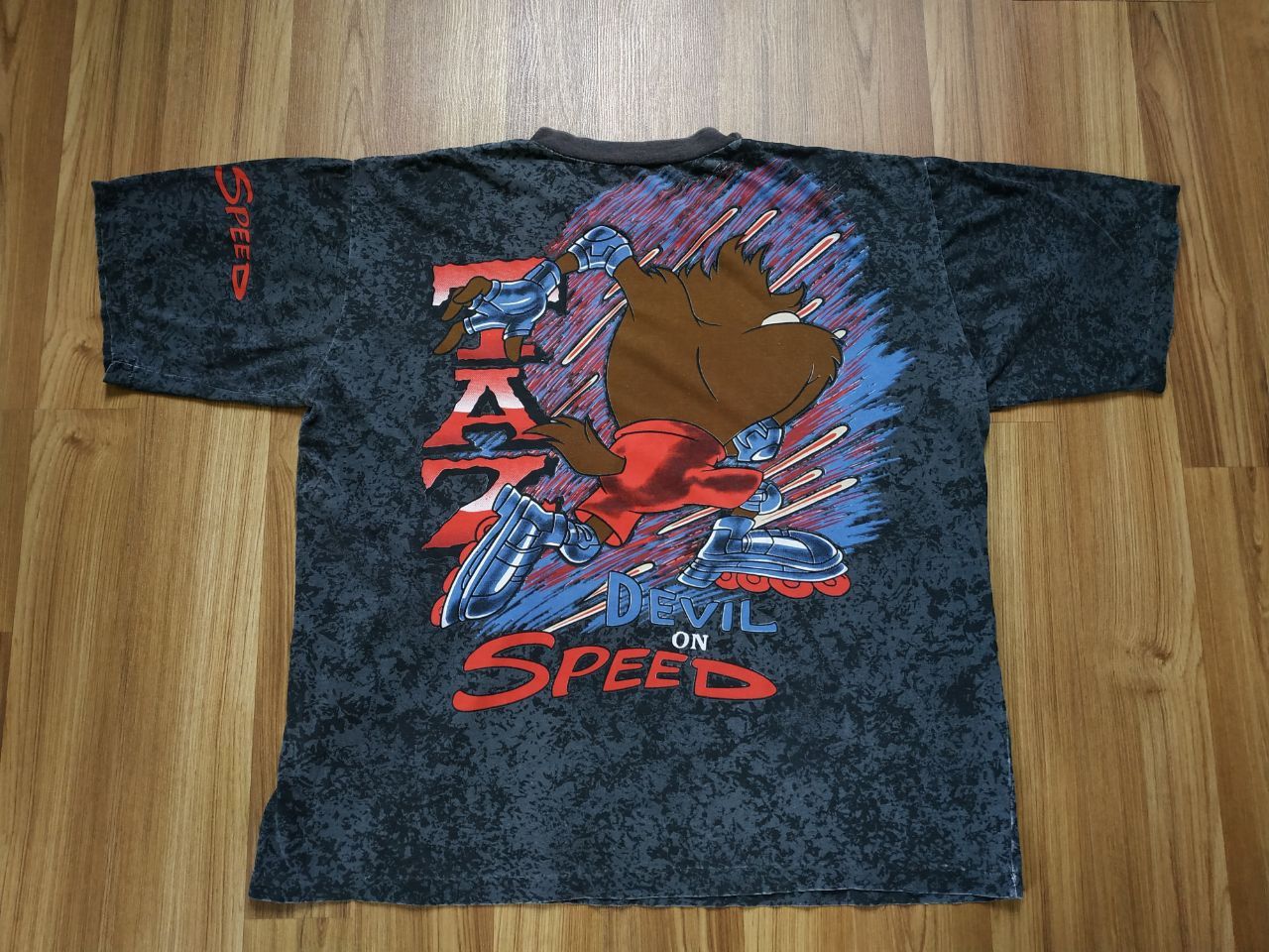 Vintage Vintage Y2K Taz Devil On Speed T Shirt 1995 Lonney Tunes Size US XL / EU 56 / 4 - 2 Thumbnail