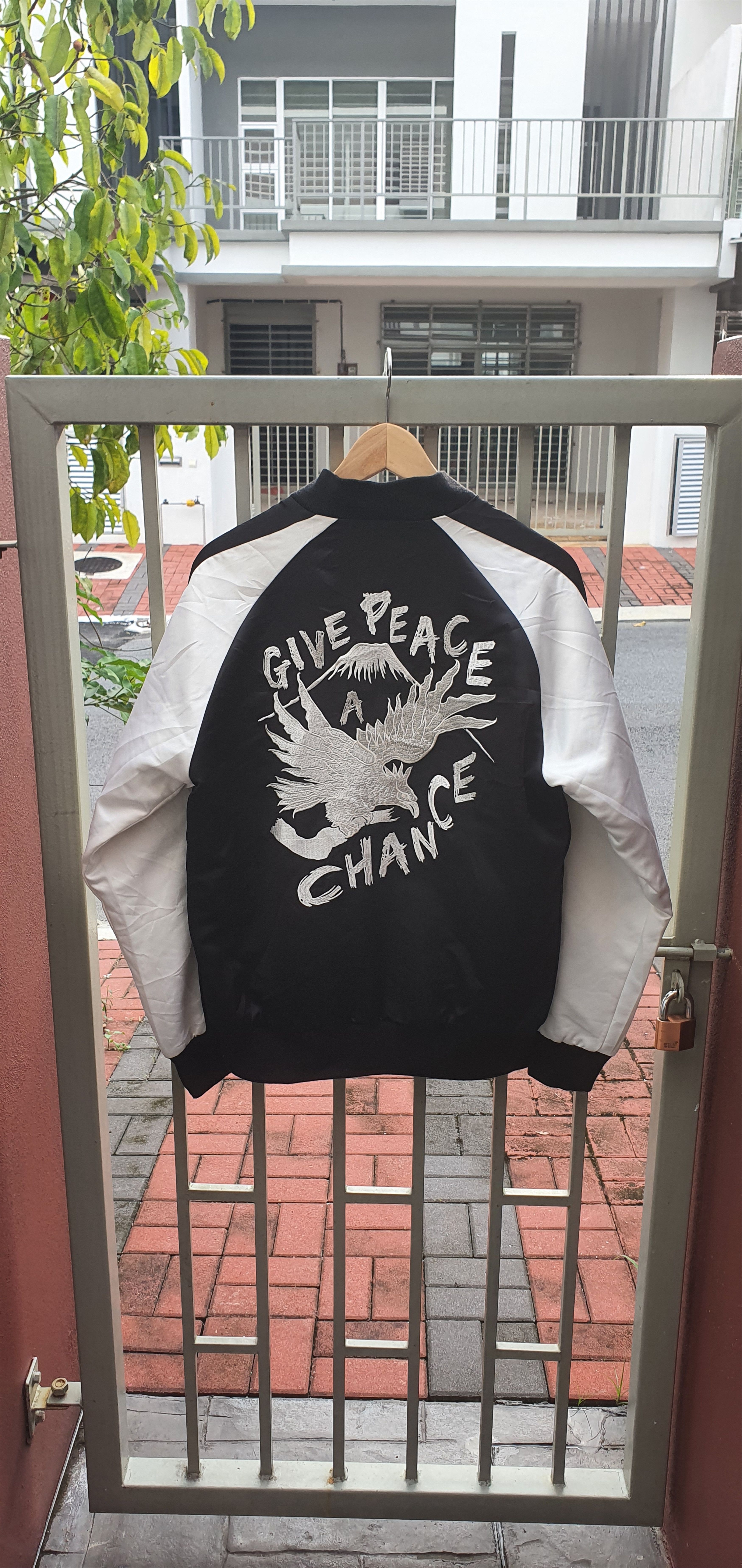 Japanese Brand 💥Offer Now Collective Souvenir Embroidery Jacket Size US L / EU 52-54 / 3 - 1 Thumbnail
