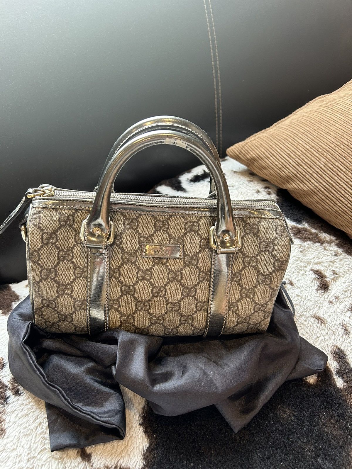 image of Gucci Boston Bag 193604 in Beige, Women's