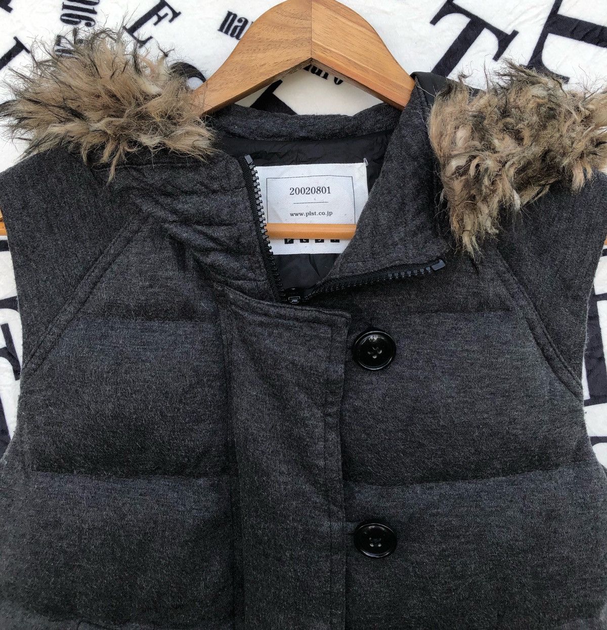 20471120 × Issey Miyake ‼️RARE‼️ 20020801 PLST Down Vest Jacket With Fur Hoodie Size US S / EU 44-46 / 1 - 7 Thumbnail