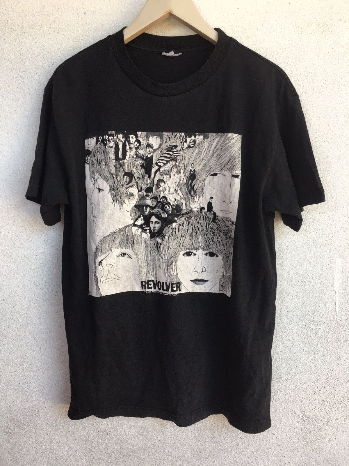 Vintage Y2K Revolver The Beatles band t shirt