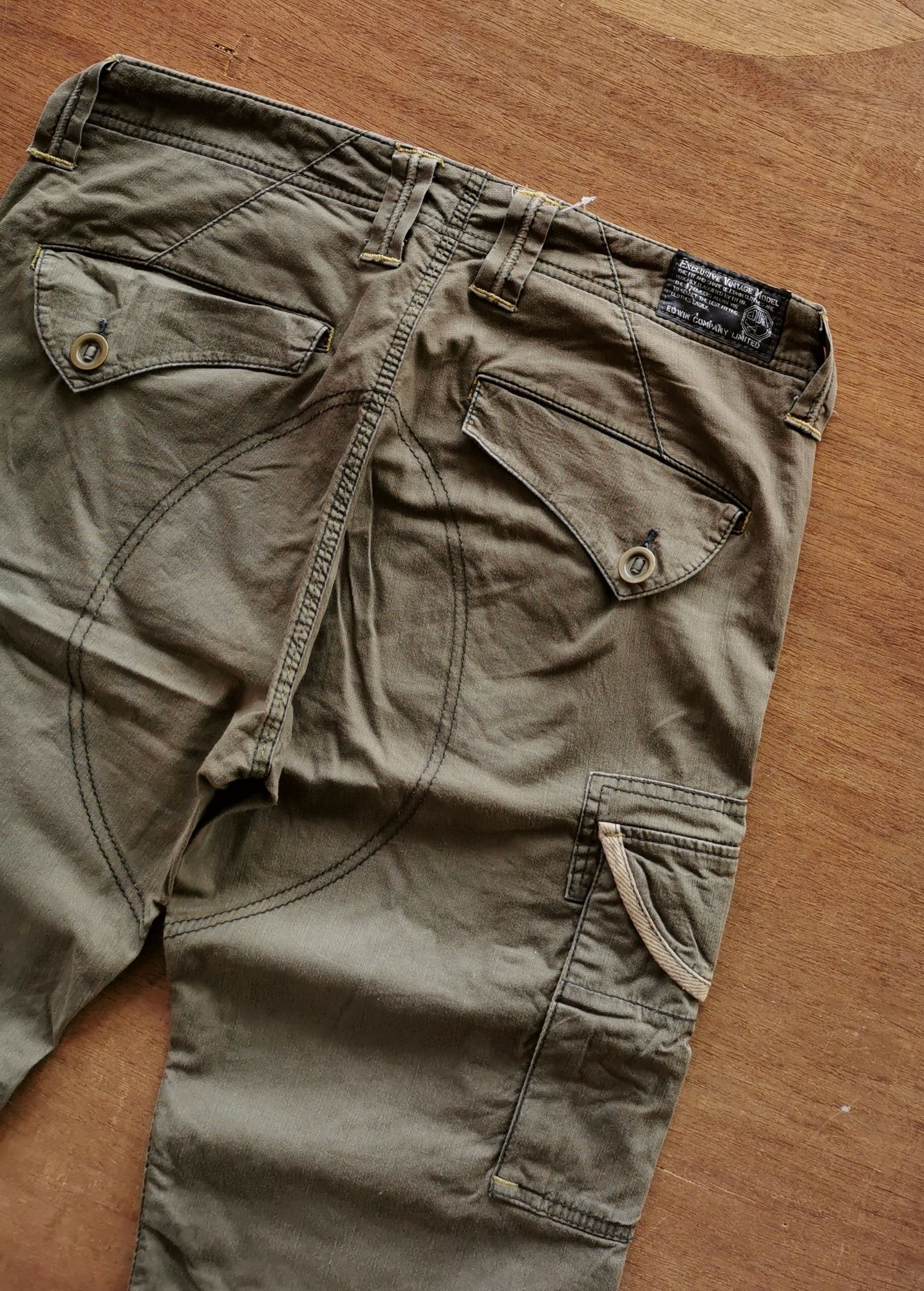 Edwin Edwin Exclusive Vintage Cargo Shorts Size US 33 - 3 Thumbnail
