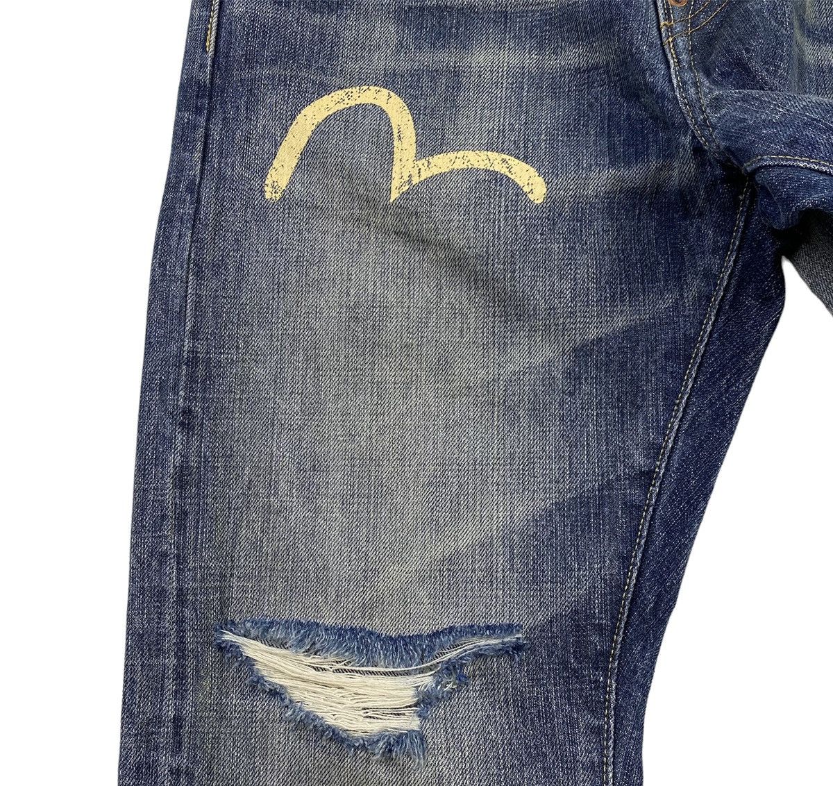Evisu Evisu logo distressed selvedge jeans 2008 Size US 29 - 6 Thumbnail