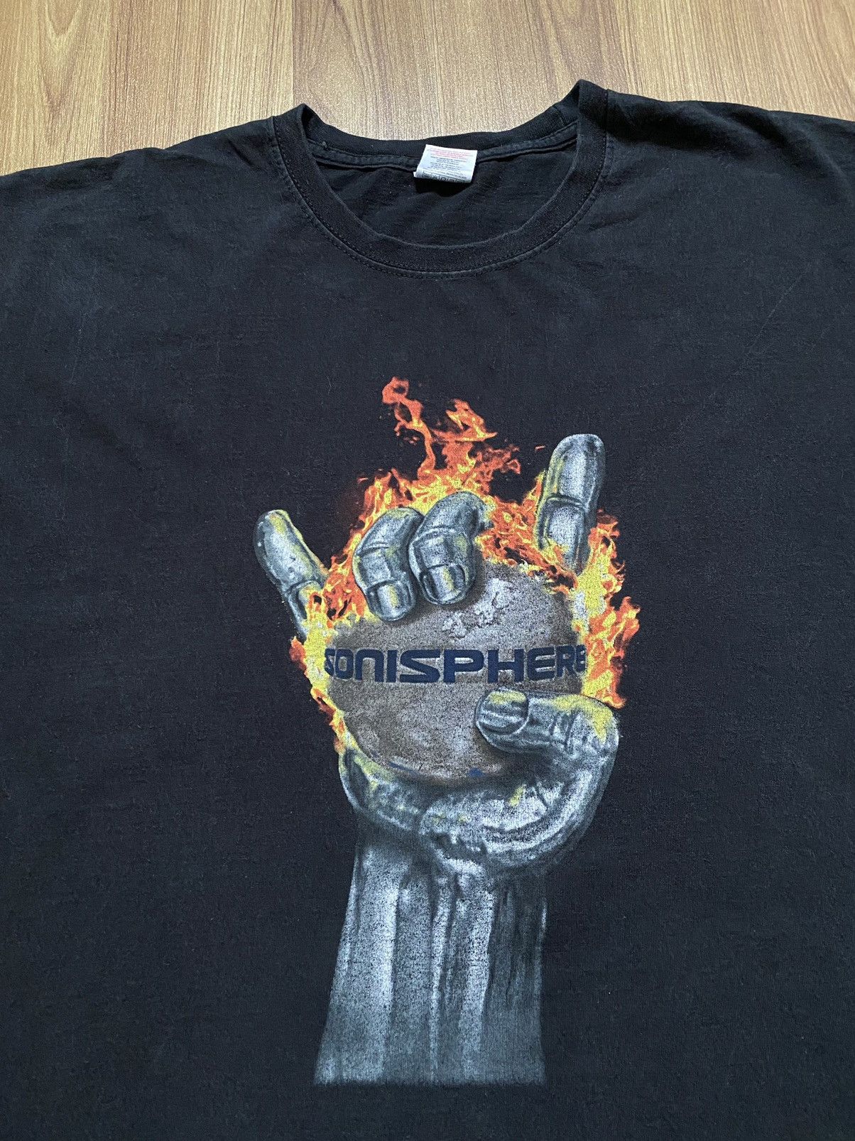 Band Tees Vintage Y2K Sonisphere T Shirt Tee Nin Slipknot Prodigy Size US XL / EU 56 / 4 - 2 Thumbnail