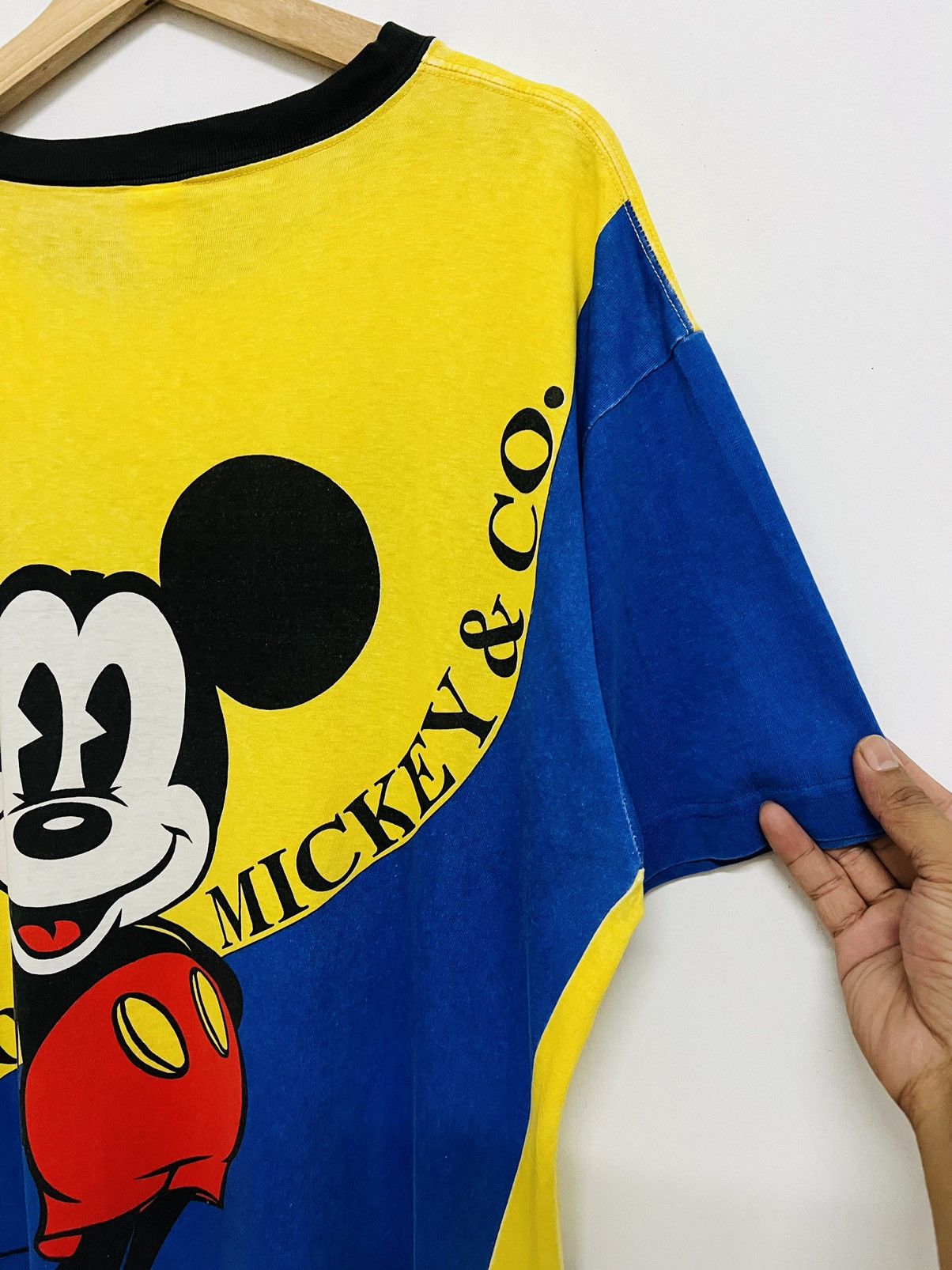 Disney × Mickey Mouse × Vintage Vintage Mickey Mouse Character Fullprint Tee Size US XL / EU 56 / 4 - 12 Thumbnail