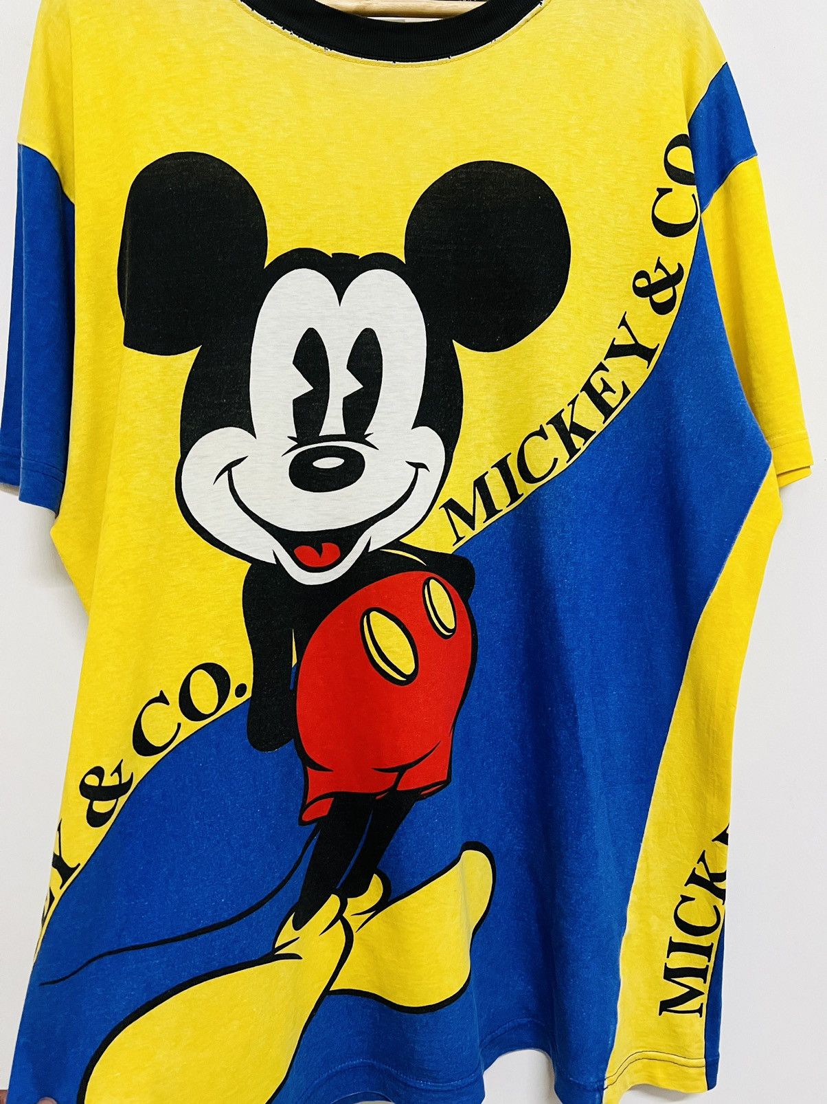 Disney × Mickey Mouse × Vintage Vintage Mickey Mouse Character Fullprint Tee Size US XL / EU 56 / 4 - 2 Thumbnail