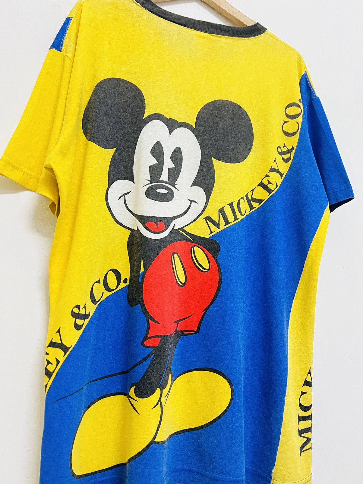 Disney × Mickey Mouse × Vintage Vintage Mickey Mouse Character Fullprint Tee Size US XL / EU 56 / 4 - 13 Thumbnail
