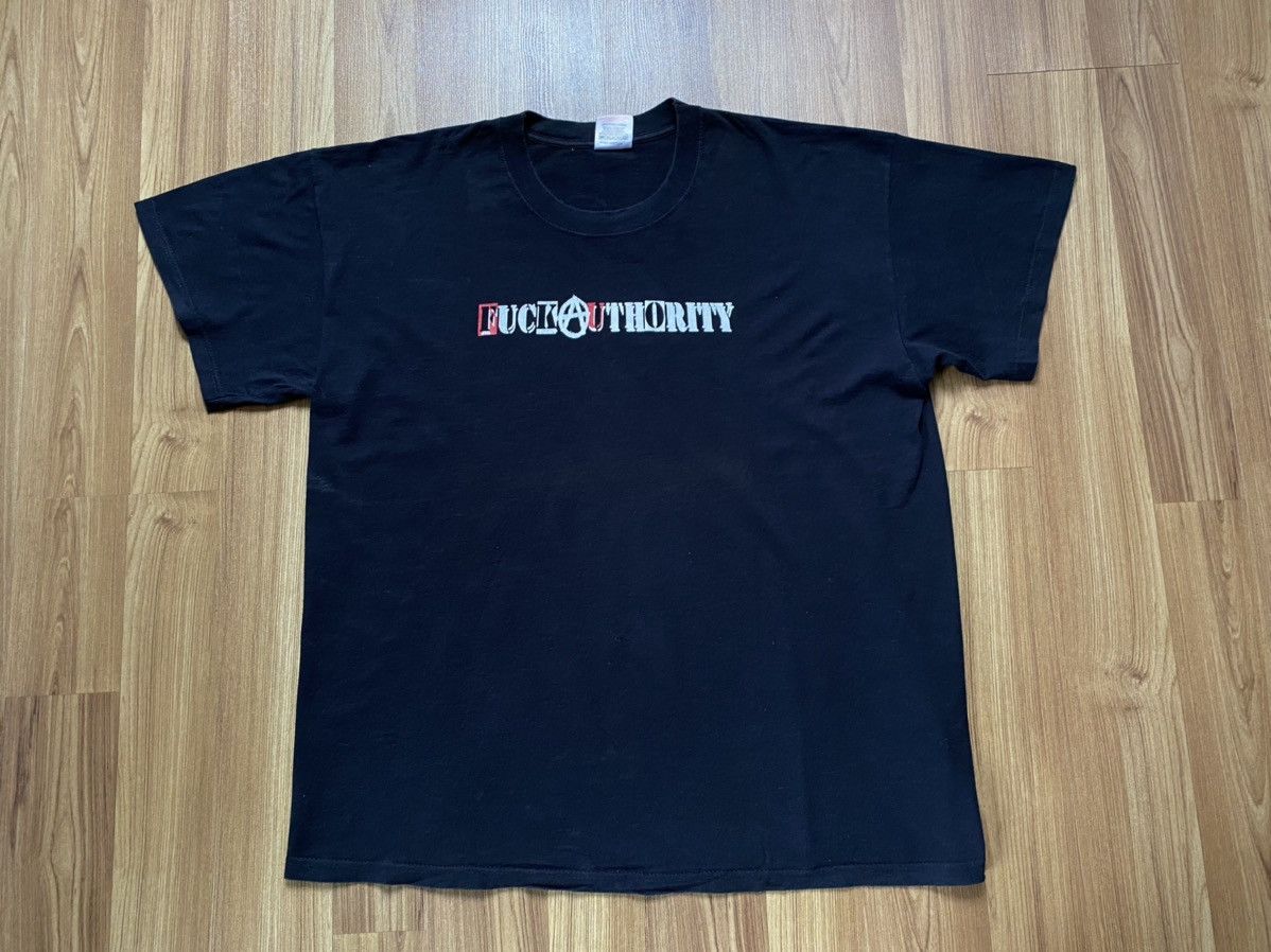 Band Tees Vintage Pennywise Fuck Authority 2001 T Shirt Rancid Nofx Size US XL / EU 56 / 4 - 4 Thumbnail