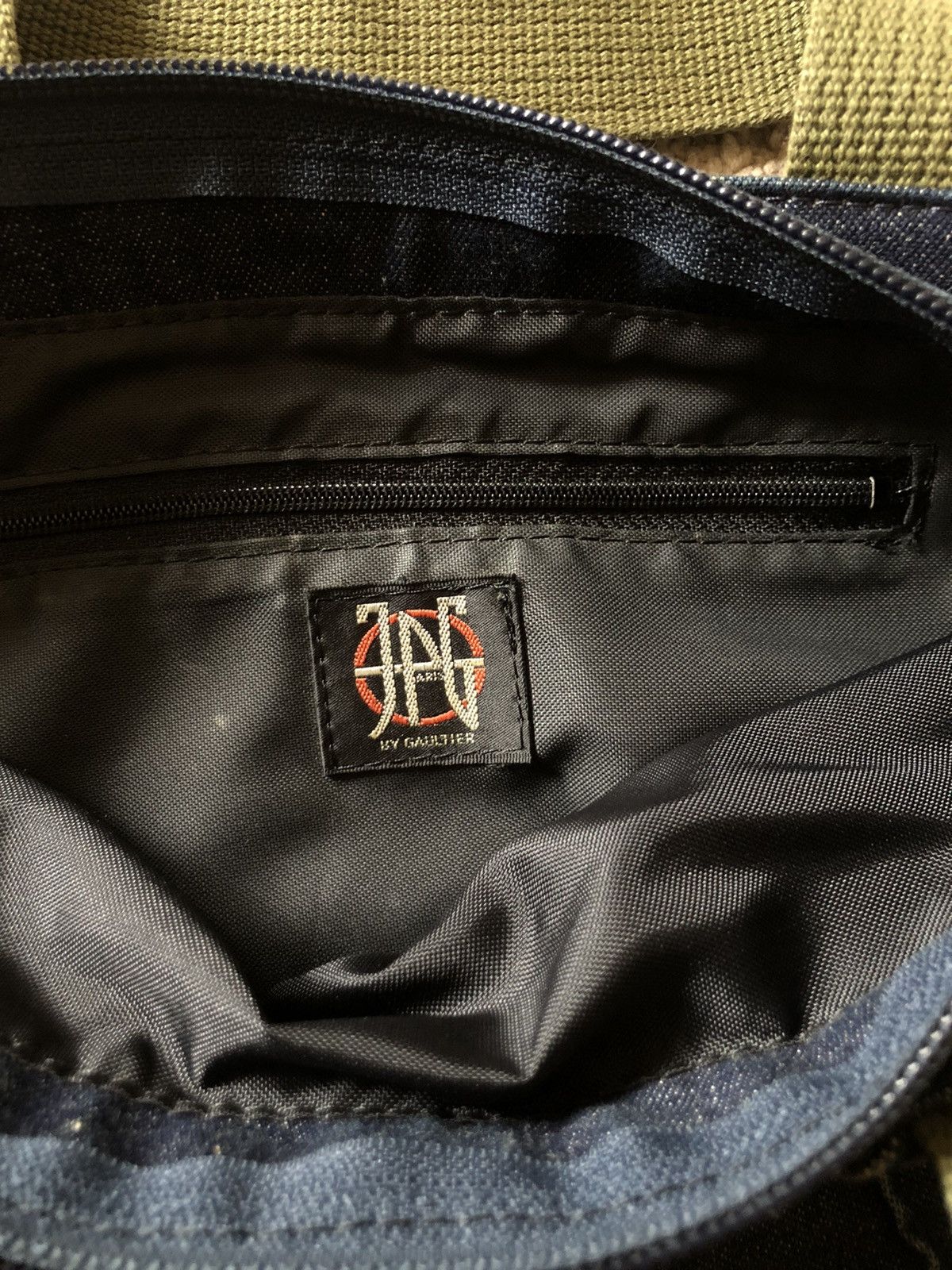 Jean Paul Gaultier 1990s Jean Paul Gaultier Denim Small Hand Carry Bag Size ONE SIZE - 9 Thumbnail