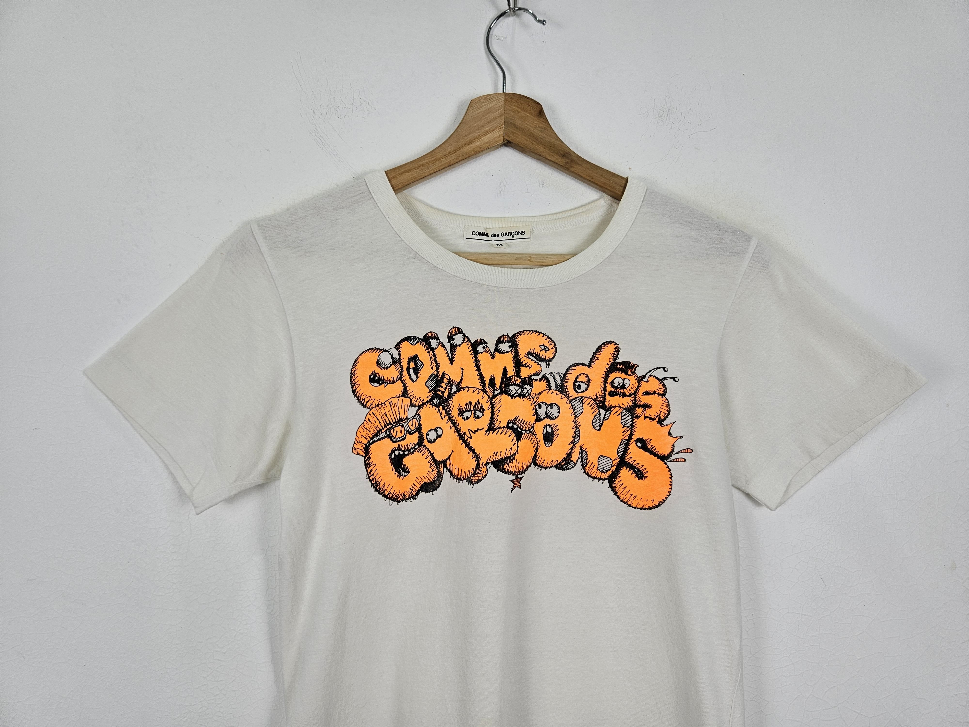 Comme des Garcons Comme des Garcons Kaws Shirt Size XS / US 0-2 / IT 36-38 - 2 Thumbnail