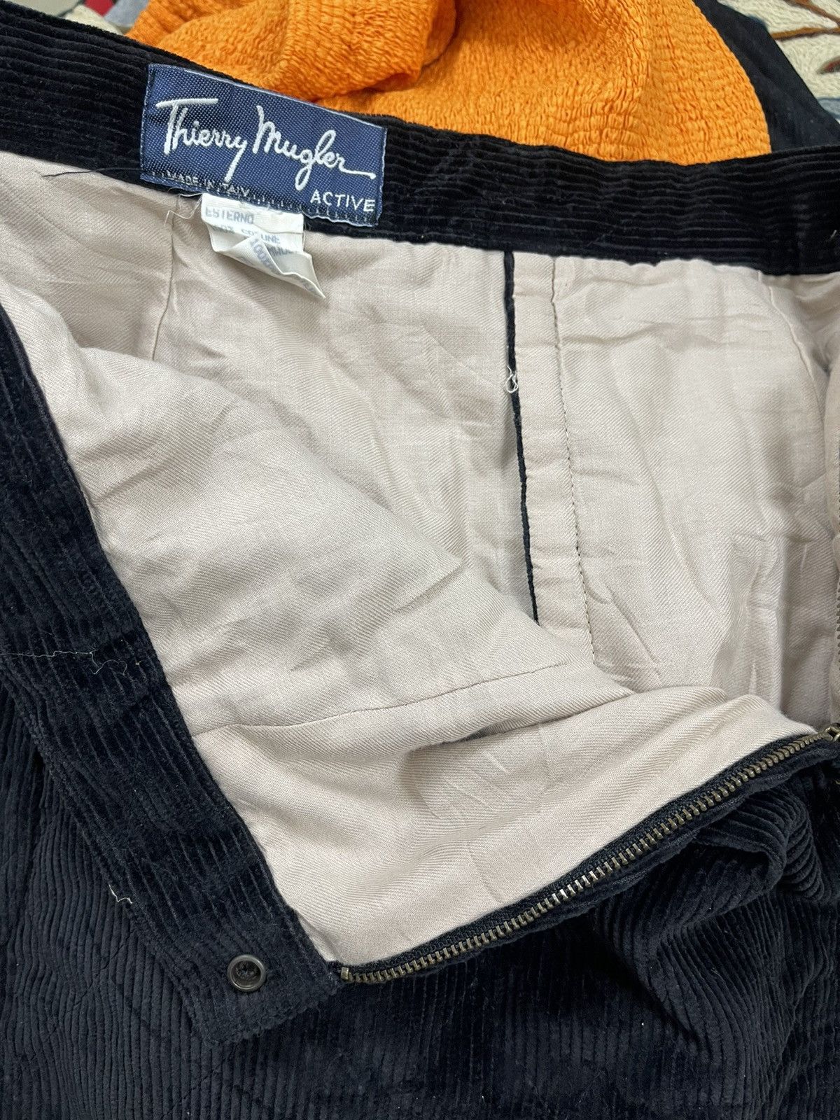 Thierry Mugler × Vintage VINTAGE DESIGNER THIERRY MUGLER CORDUROY SKIRT Size 27" / US 4 / IT 40 - 2 Thumbnail