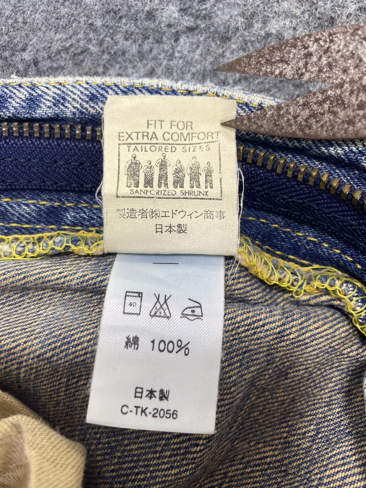 Lee Lee Distress Blue Wash Jeans - J797 Size US 32 / EU 48 - 5 Thumbnail