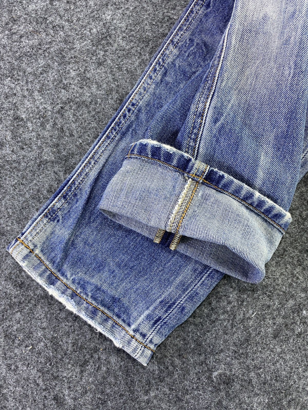 HAMAKI-HO Hamaki-Ho Distressed Blue Wash Jeans - J802 Size US 32 / EU 48 - 6 Thumbnail