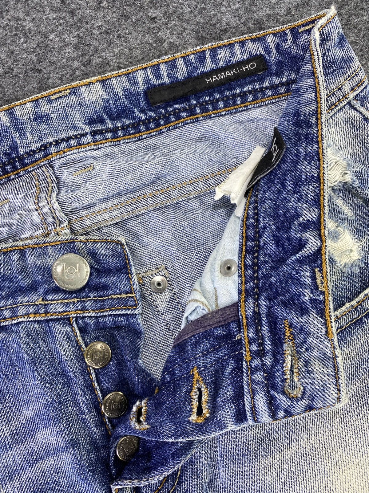 HAMAKI-HO Hamaki-Ho Distressed Blue Wash Jeans - J802 Size US 32 / EU 48 - 3 Thumbnail