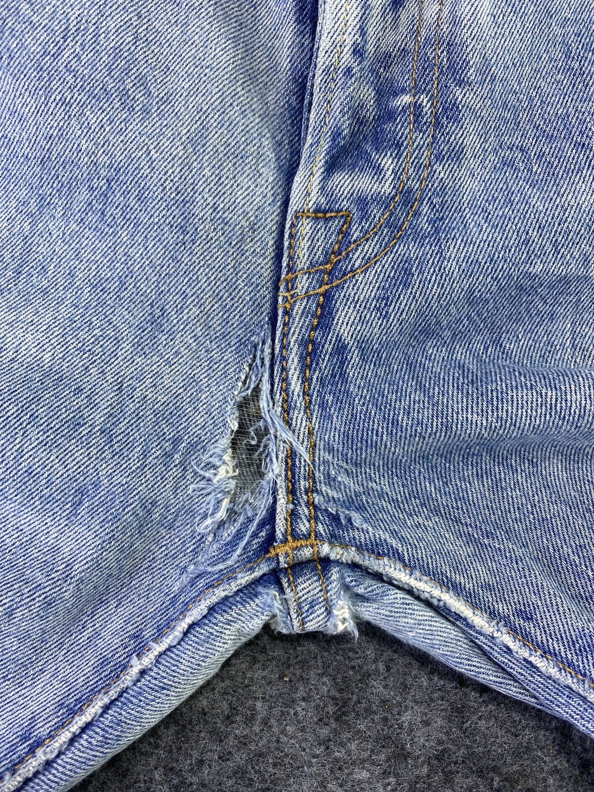 Levi's Vintage Levis 501 S Jeans Blue Wash - J805 Size US 34 / EU 50 - 10 Thumbnail