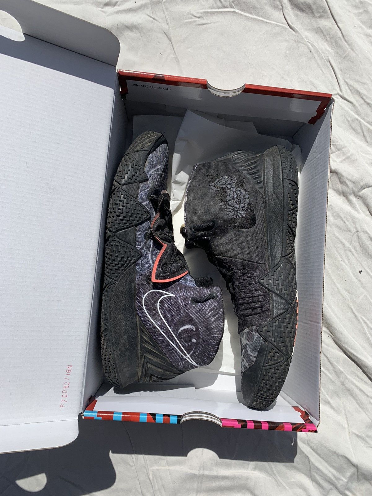 kyrie shoes kybrid
