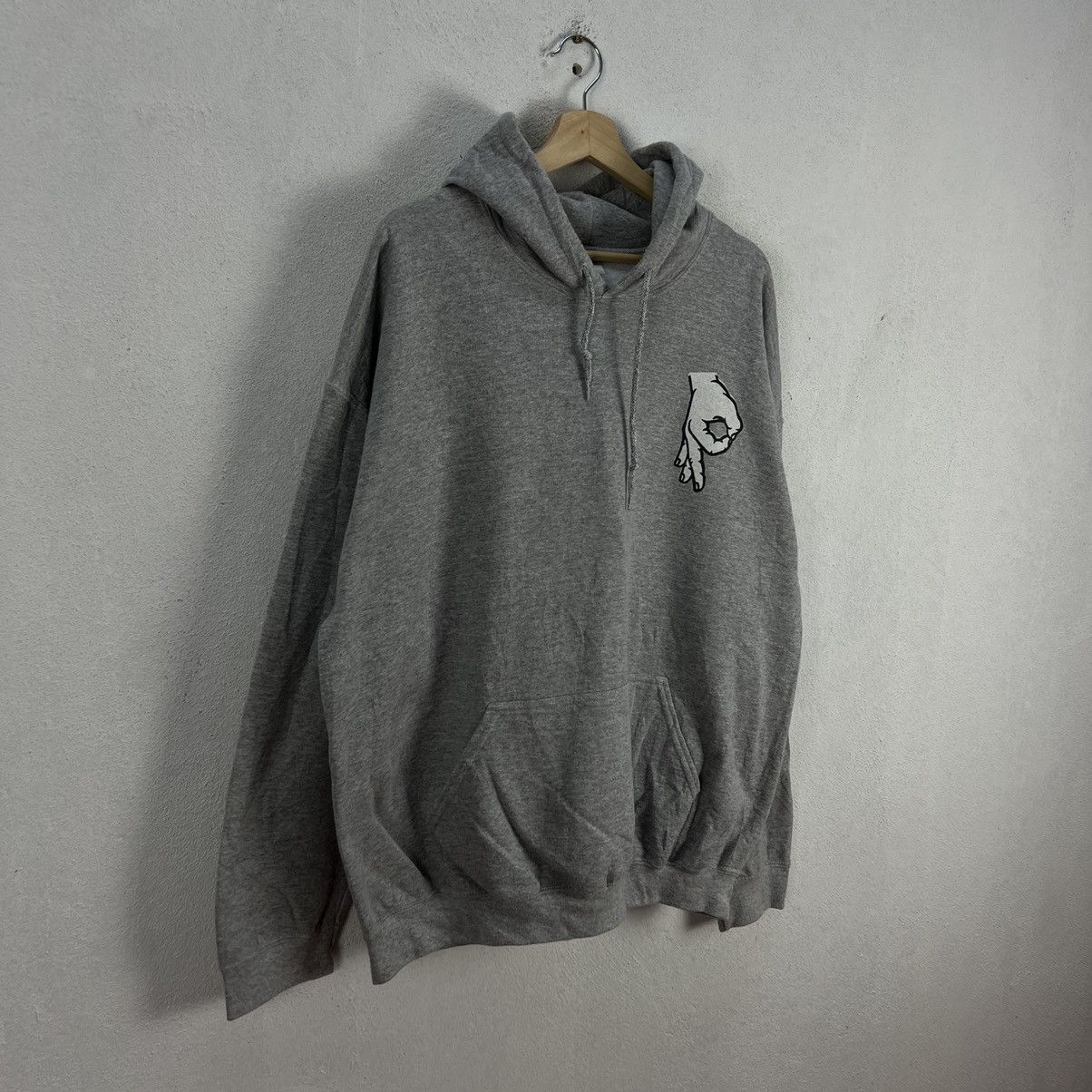 Japanese Brand VINTAGE GILDAN HOODIE STREETWEAR SIGN HAND BIG LOGO Size US XL / EU 56 / 4 - 2 Thumbnail