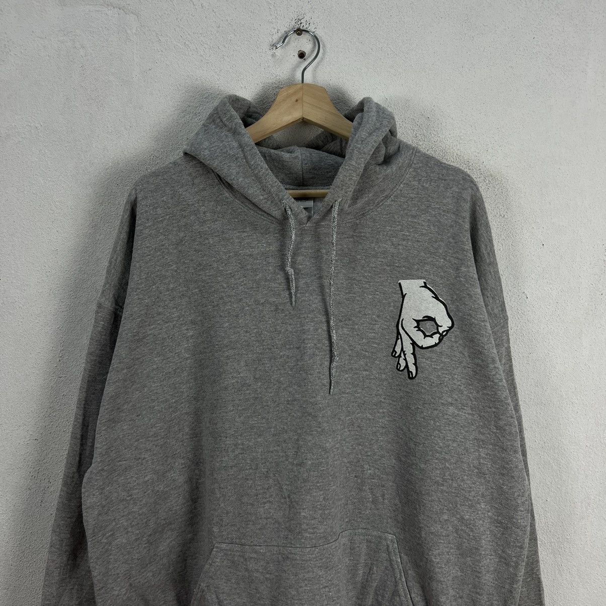 Japanese Brand VINTAGE GILDAN HOODIE STREETWEAR SIGN HAND BIG LOGO Size US XL / EU 56 / 4 - 3 Thumbnail
