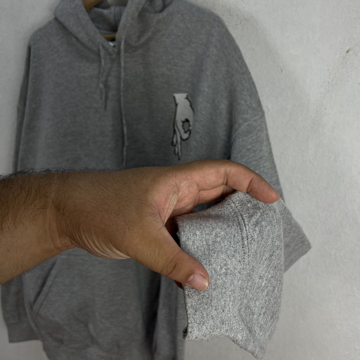 Japanese Brand VINTAGE GILDAN HOODIE STREETWEAR SIGN HAND BIG LOGO Size US XL / EU 56 / 4 - 6 Thumbnail