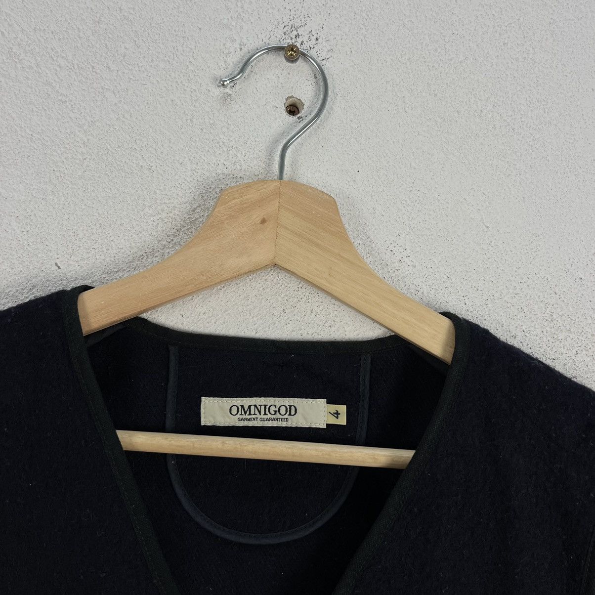 Japanese Brand VINTAGE OMNIGOD GARMENT GUARANTEED WOOL VEST TANK TOP Size US M / EU 48-50 / 2 - 4 Thumbnail