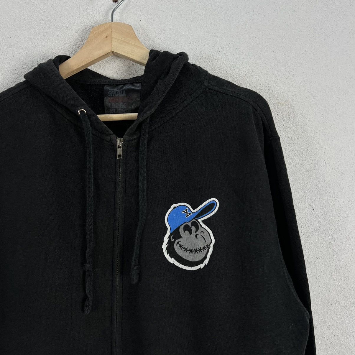Japanese Brand VINTAGE THE BEST REVENGE HOODIE BIG LOGO INSPIRED BY BAPE Size US M / EU 48-50 / 2 - 3 Thumbnail