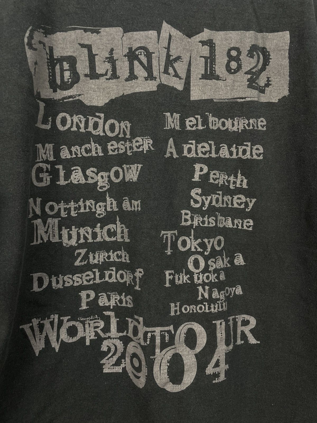 Band Tees Vintage Y2K Blink 182 punk rock tour t shirt Size US M / EU 48-50 / 2 - 5 Thumbnail