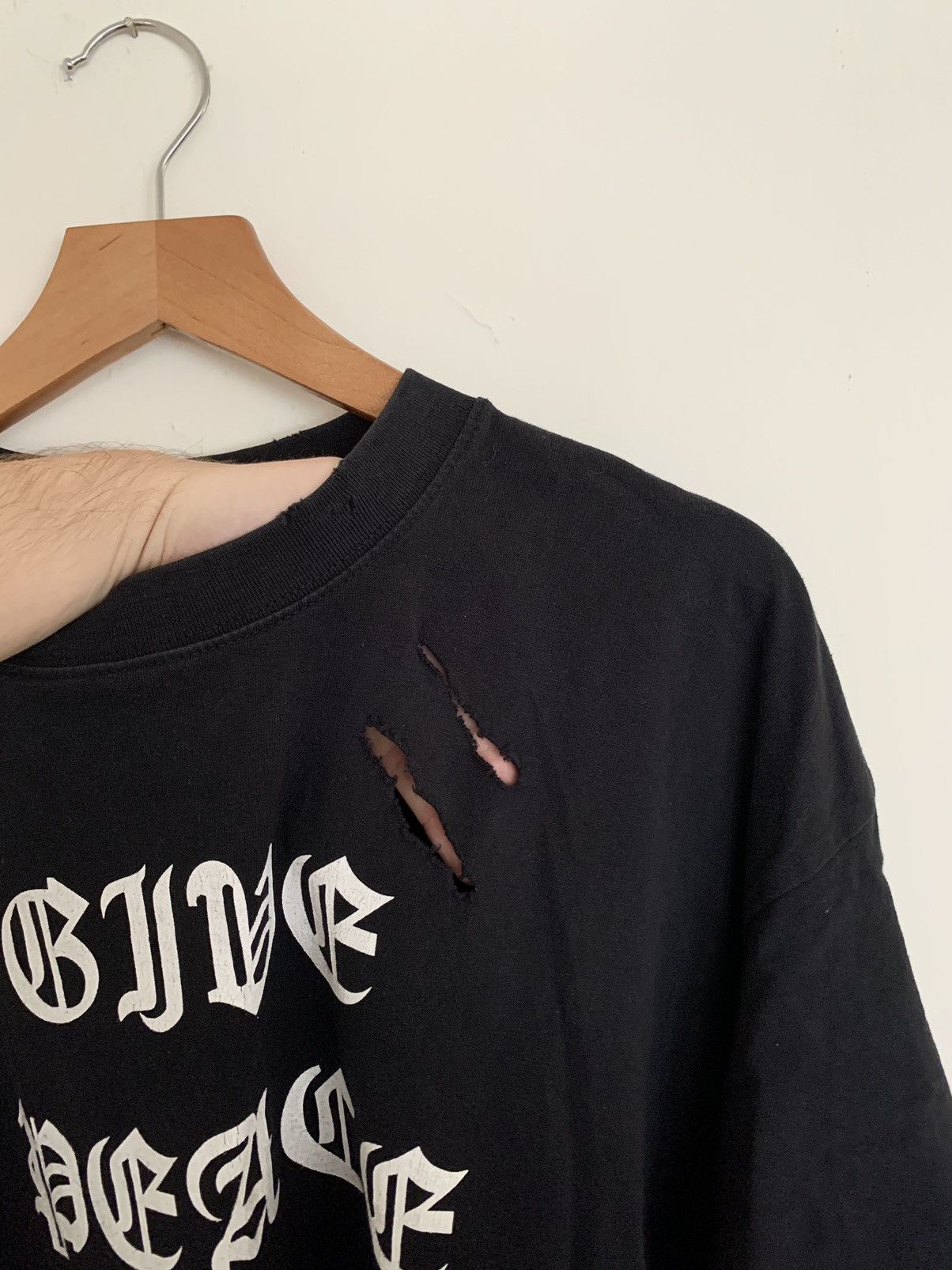 Number (N)ine Number (N)ine “Give Peace A Chance” Archive Tee size 4 Size US XL / EU 56 / 4 - 12 Thumbnail