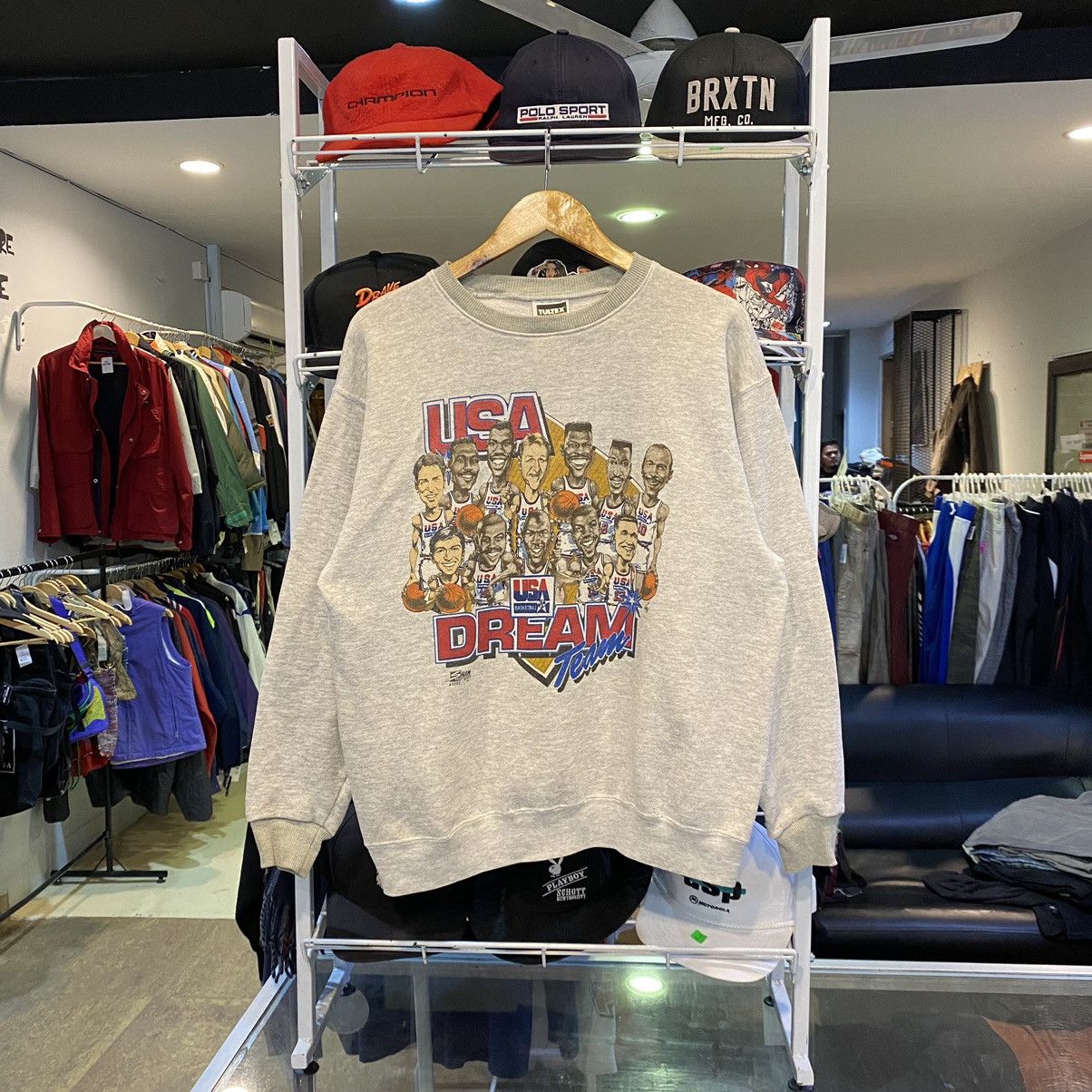 NBA Sweatshirt vintage Champion dream team USA Olympic1992 Size US L / EU 52-54 / 3 - 1 Thumbnail