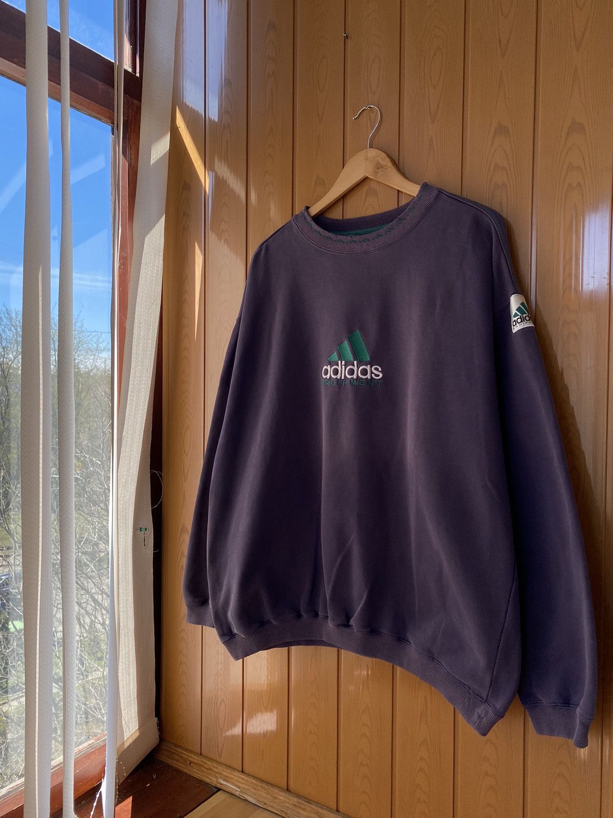Adidas × Vintage Vintage Adidas Equipment Big Logo Sweatshirt Streetstyle Size US L / EU 52-54 / 3 - 3 Thumbnail
