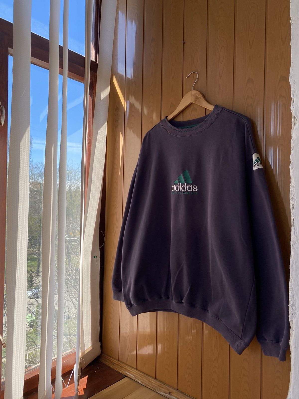 Adidas × Vintage Vintage Adidas Equipment Big Logo Sweatshirt Streetstyle Size US L / EU 52-54 / 3 - 4 Thumbnail