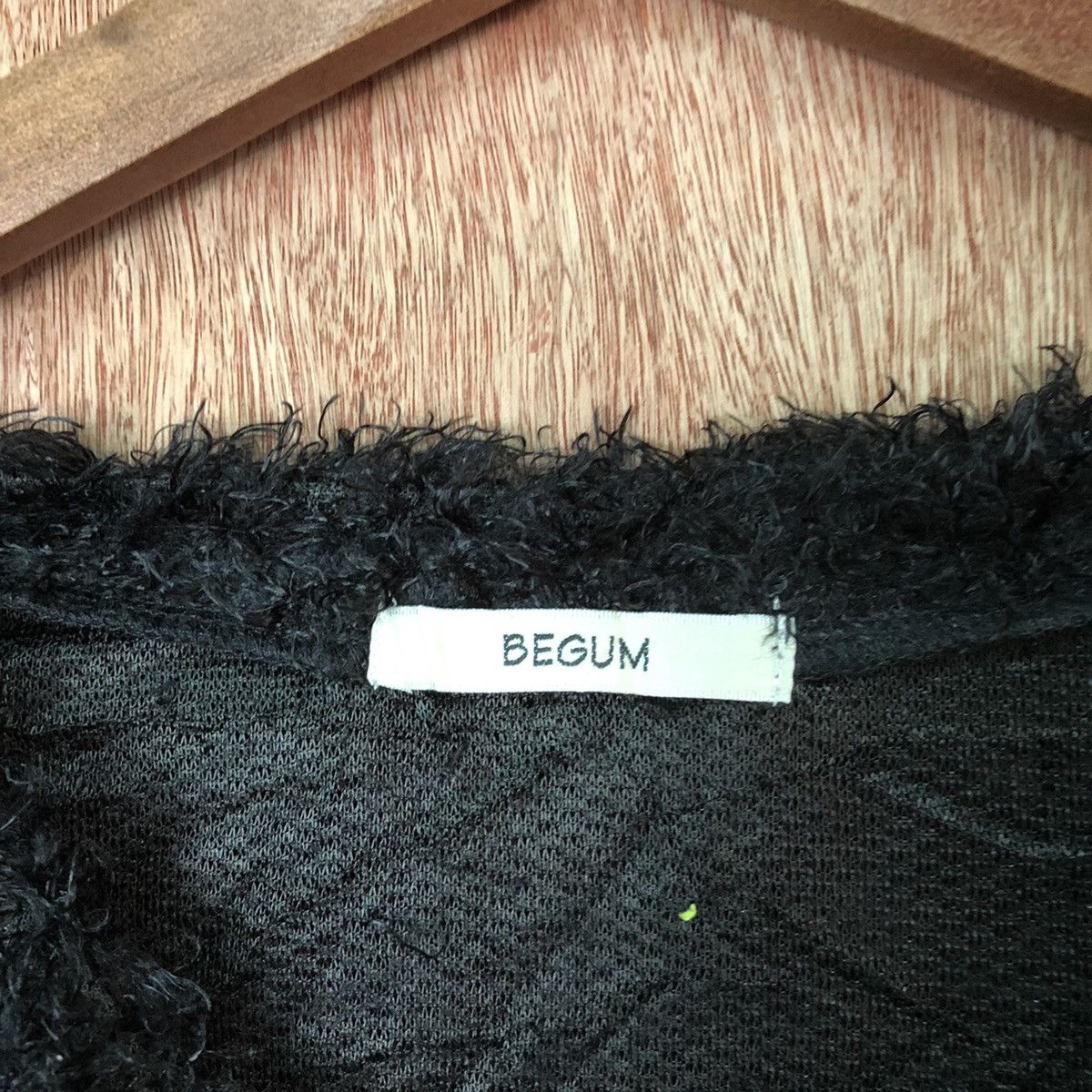Japanese Brand Begum Black Shag Shaggy Fur Mohair Cardigan #6399DLAL Size M / US 6-8 / IT 42-44 - 4 Thumbnail