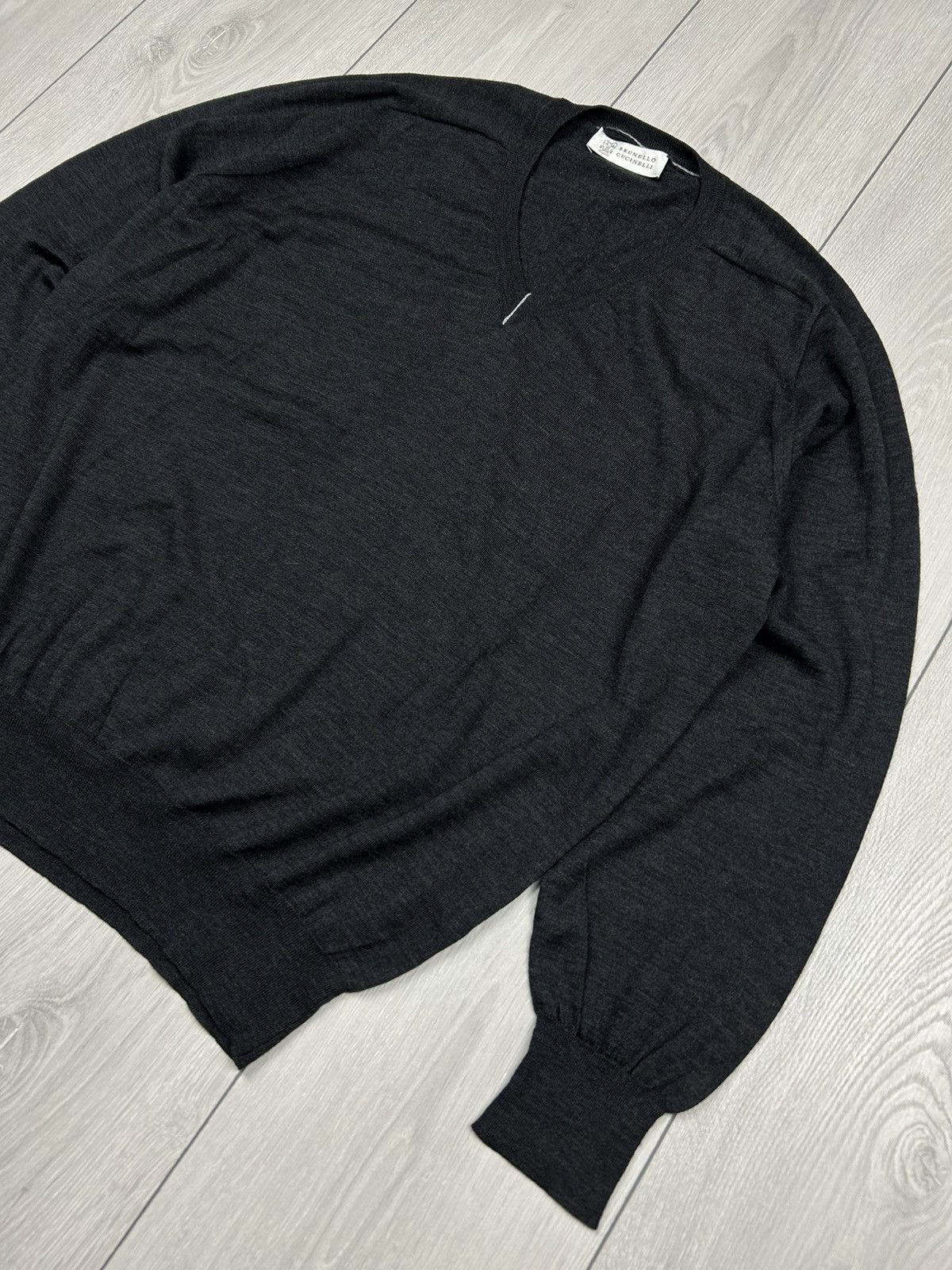 Brunello Cucinelli Brunello Cucinelli Wool & Cashmere V neck Men’s Sweater M Size US M / EU 48-50 / 2 - 2 Thumbnail