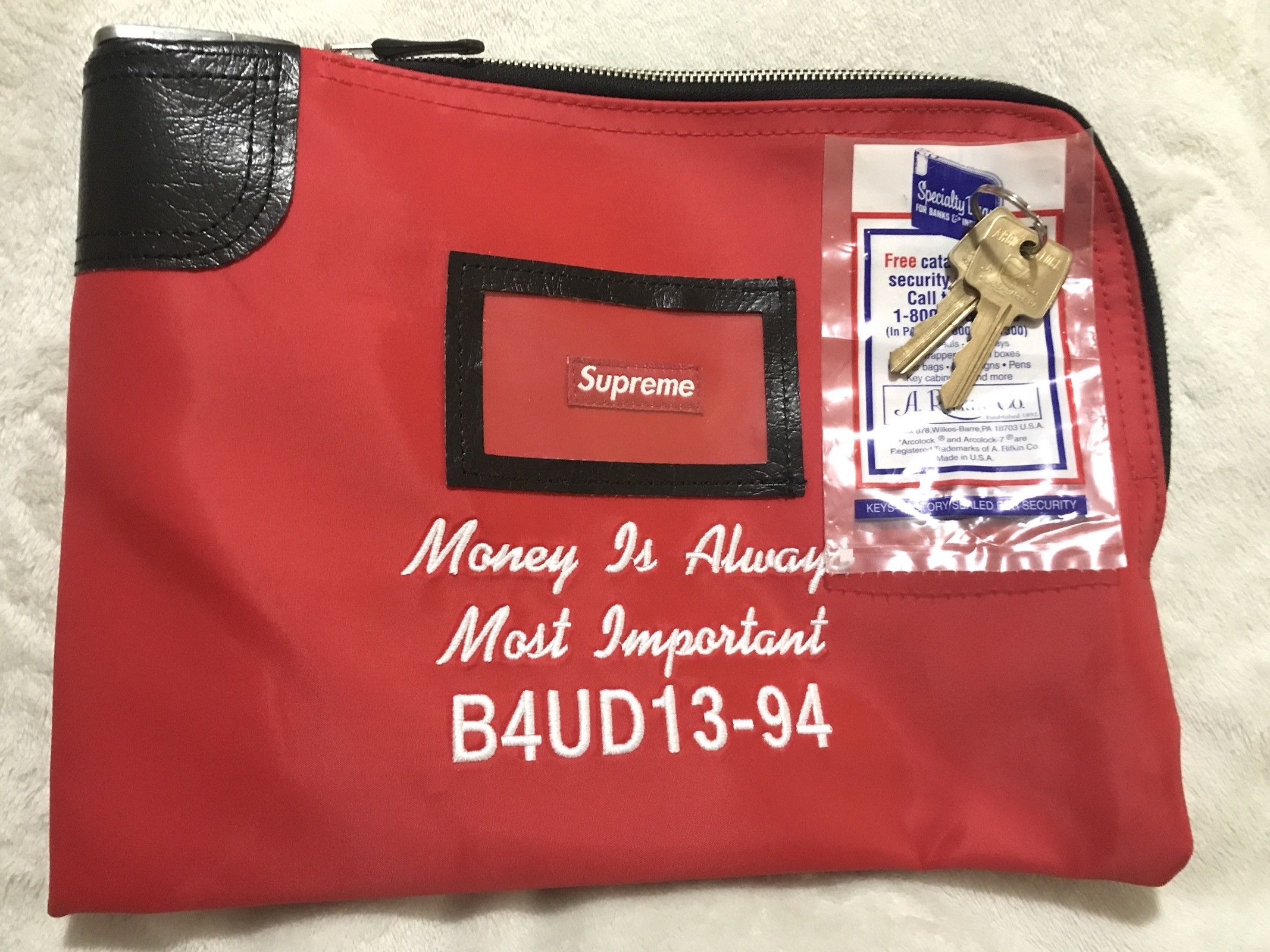 Supreme Supreme Rifkin Safety Sac *LAST DROP* | Grailed