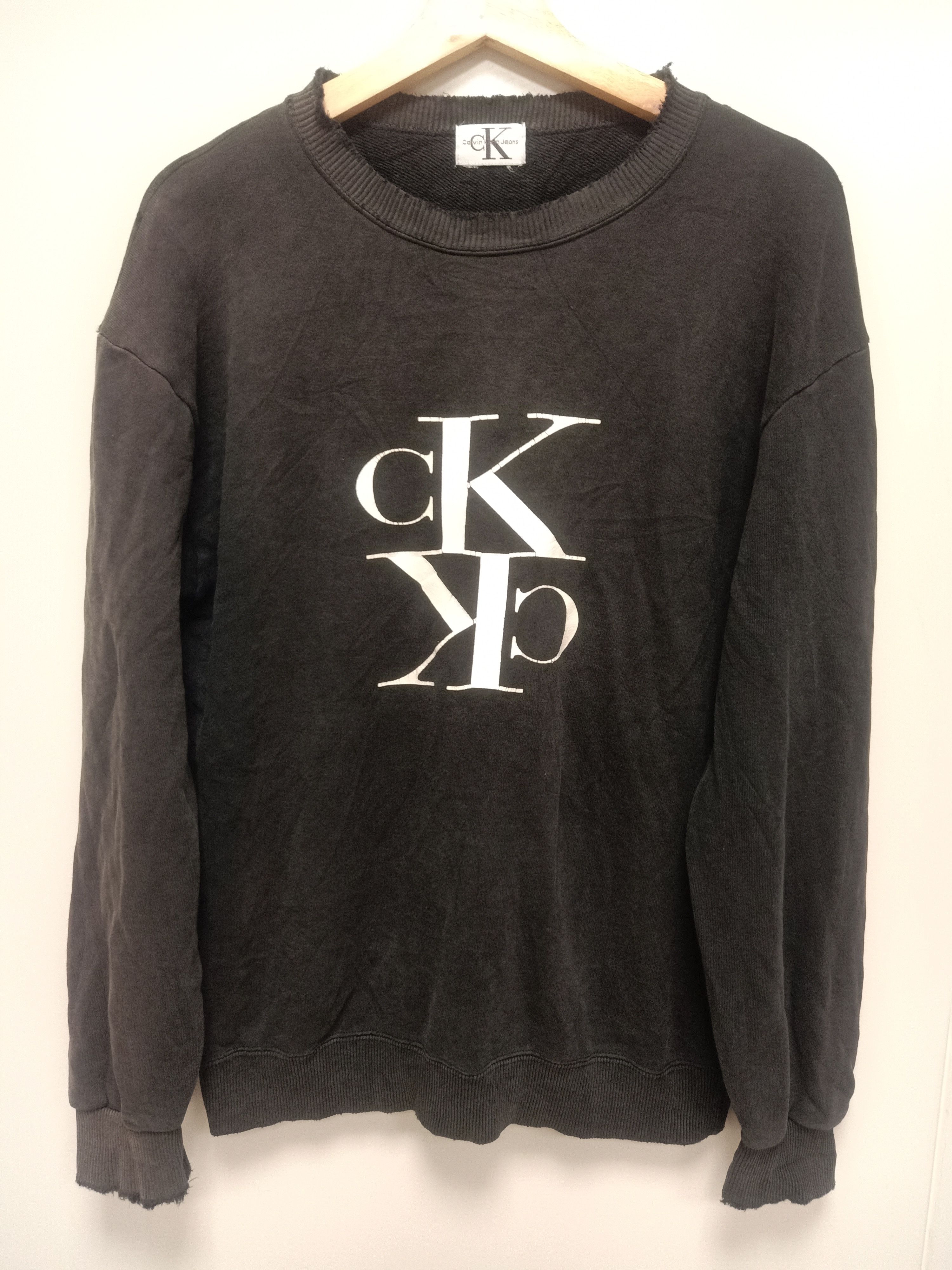 vintage sweatshirt calvin klein big logo distressed