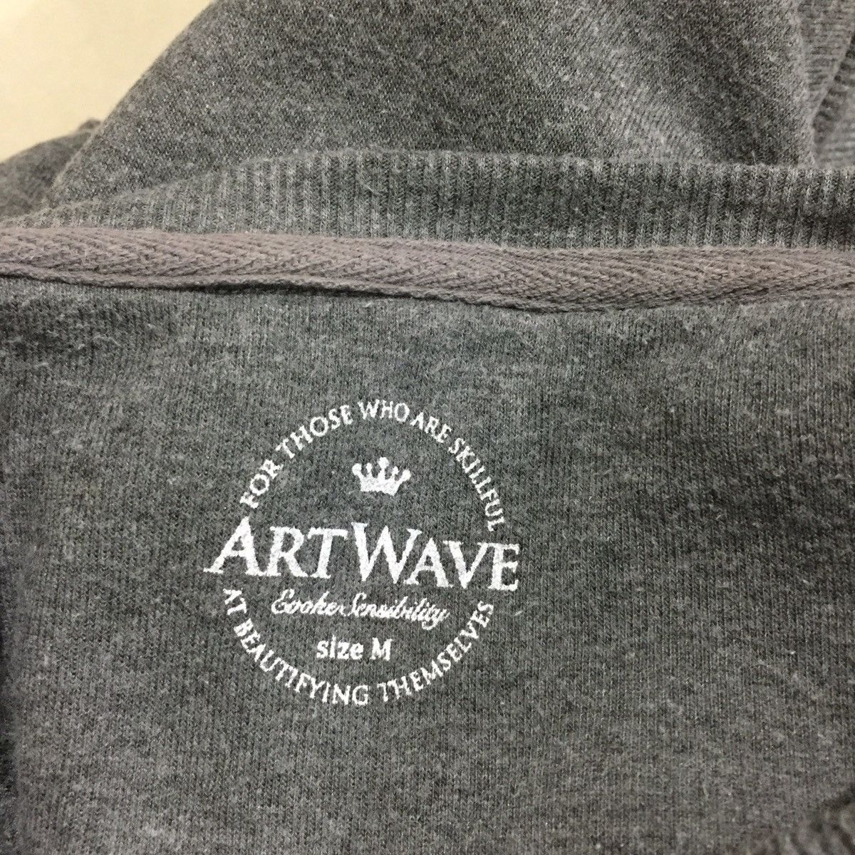 Other ART WAWE Sweatshirt size M fits S Size US S / EU 44-46 / 1 - 7 Thumbnail
