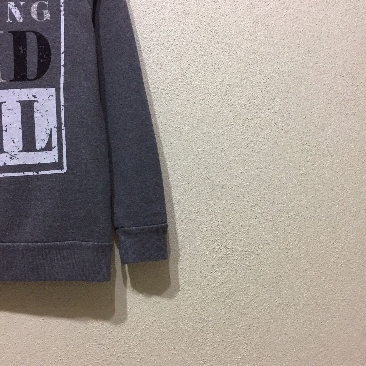 Other ART WAWE Sweatshirt size M fits S Size US S / EU 44-46 / 1 - 3 Thumbnail