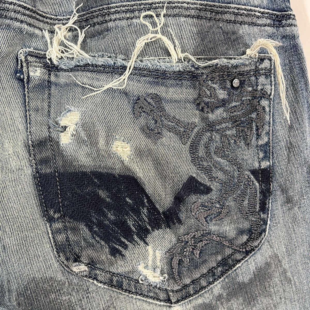 Diesel × Vintage Thrashed Diesel Black Thanaz Vintage Made In Italy Size US 31 - 21 Thumbnail