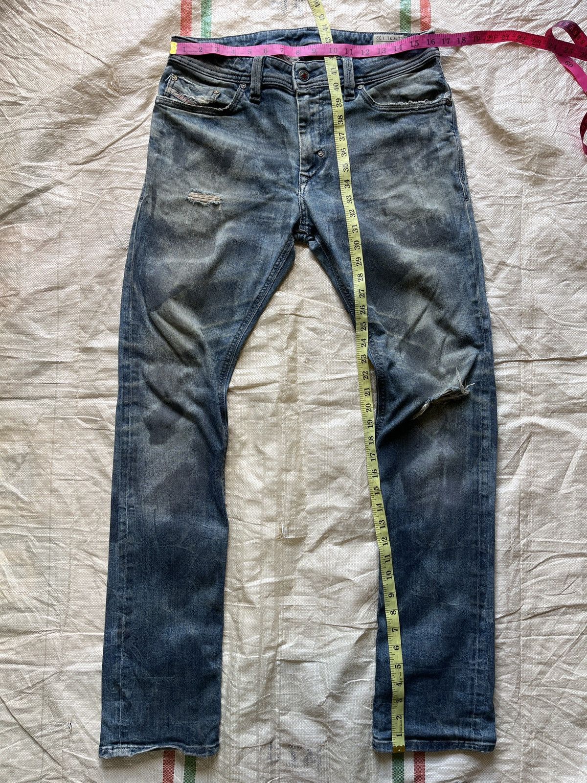 Diesel × Vintage Thrashed Diesel Black Thanaz Vintage Made In Italy Size US 31 - 4 Thumbnail