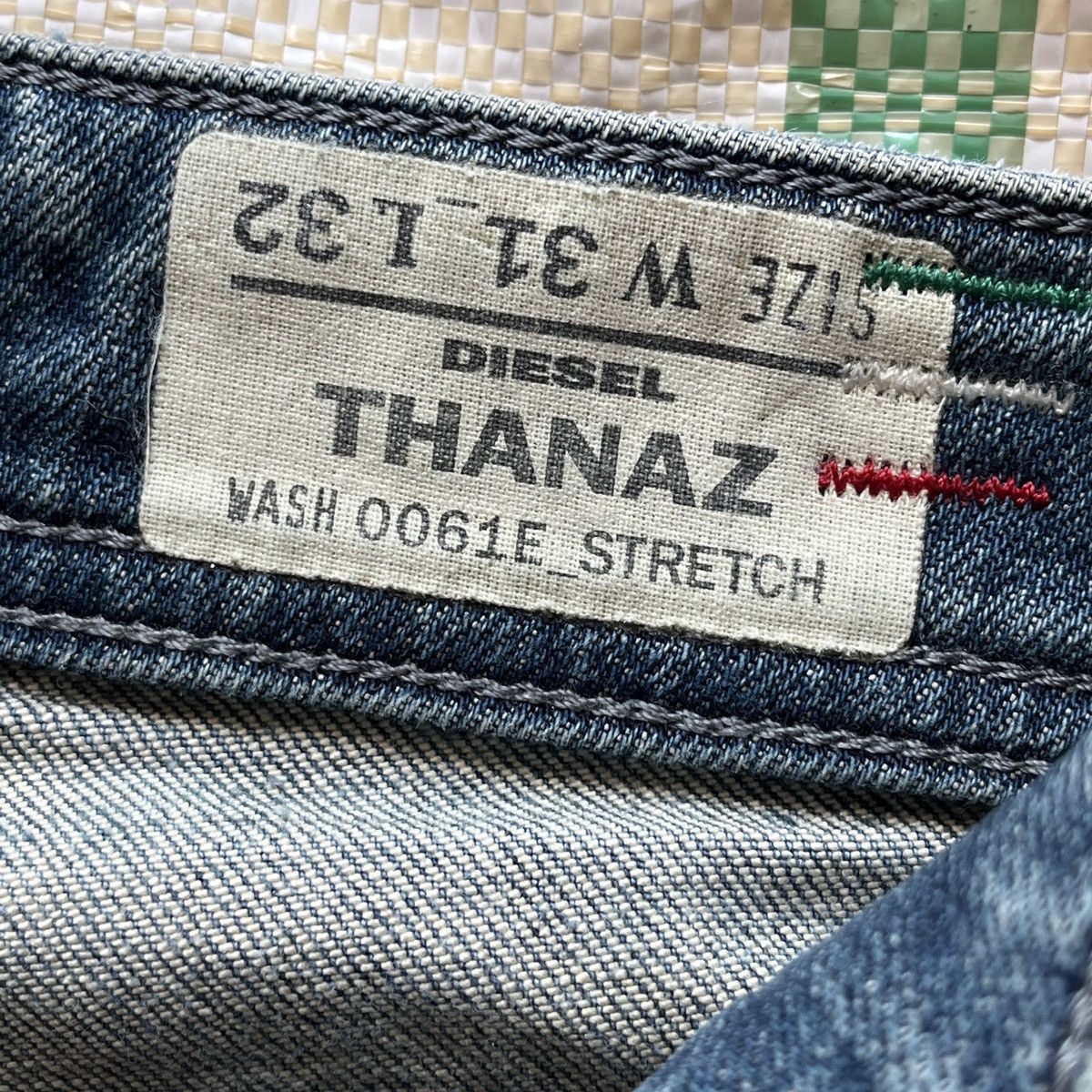 Diesel × Vintage Thrashed Diesel Black Thanaz Vintage Made In Italy Size US 31 - 6 Thumbnail