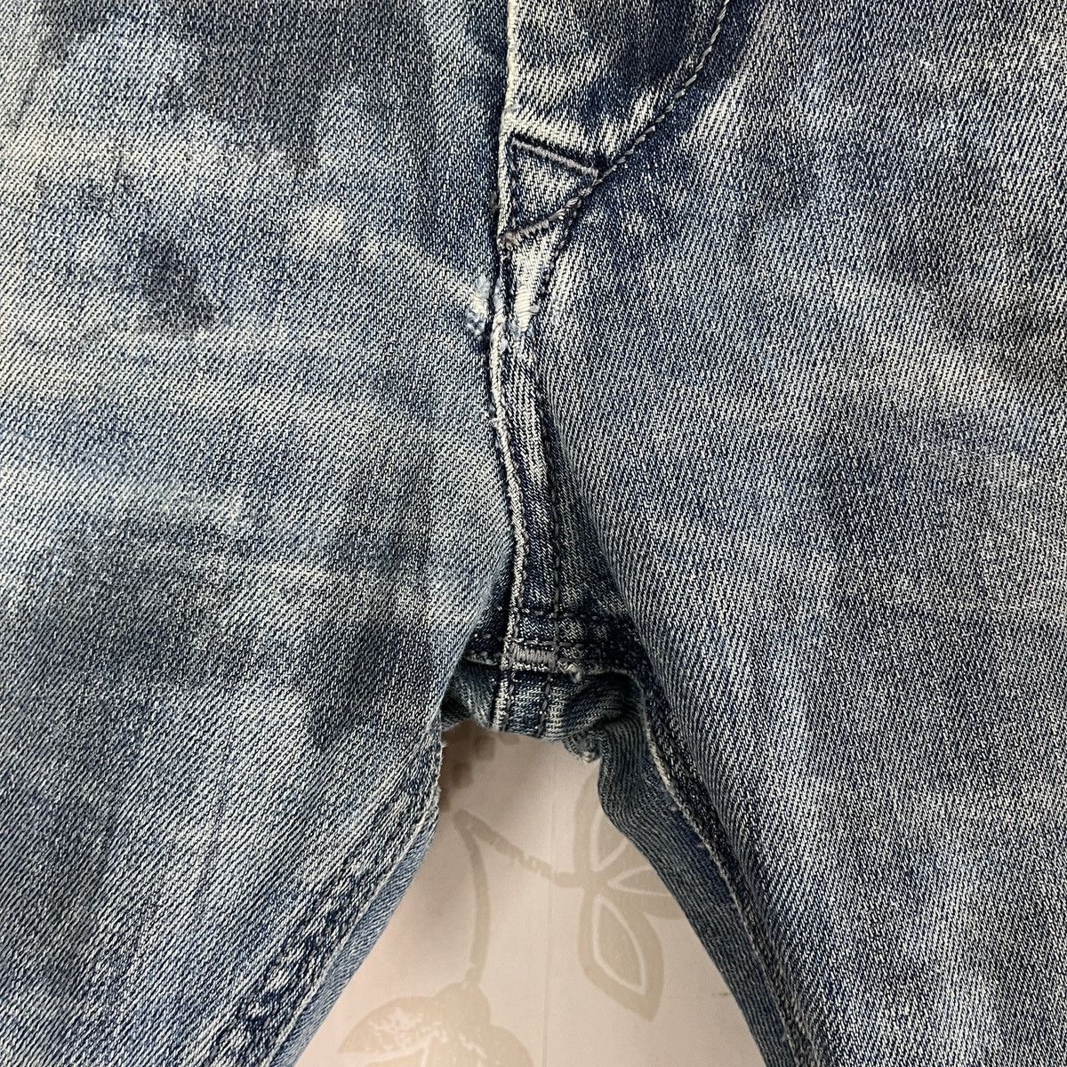 Diesel × Vintage Thrashed Diesel Black Thanaz Vintage Made In Italy Size US 31 - 16 Thumbnail