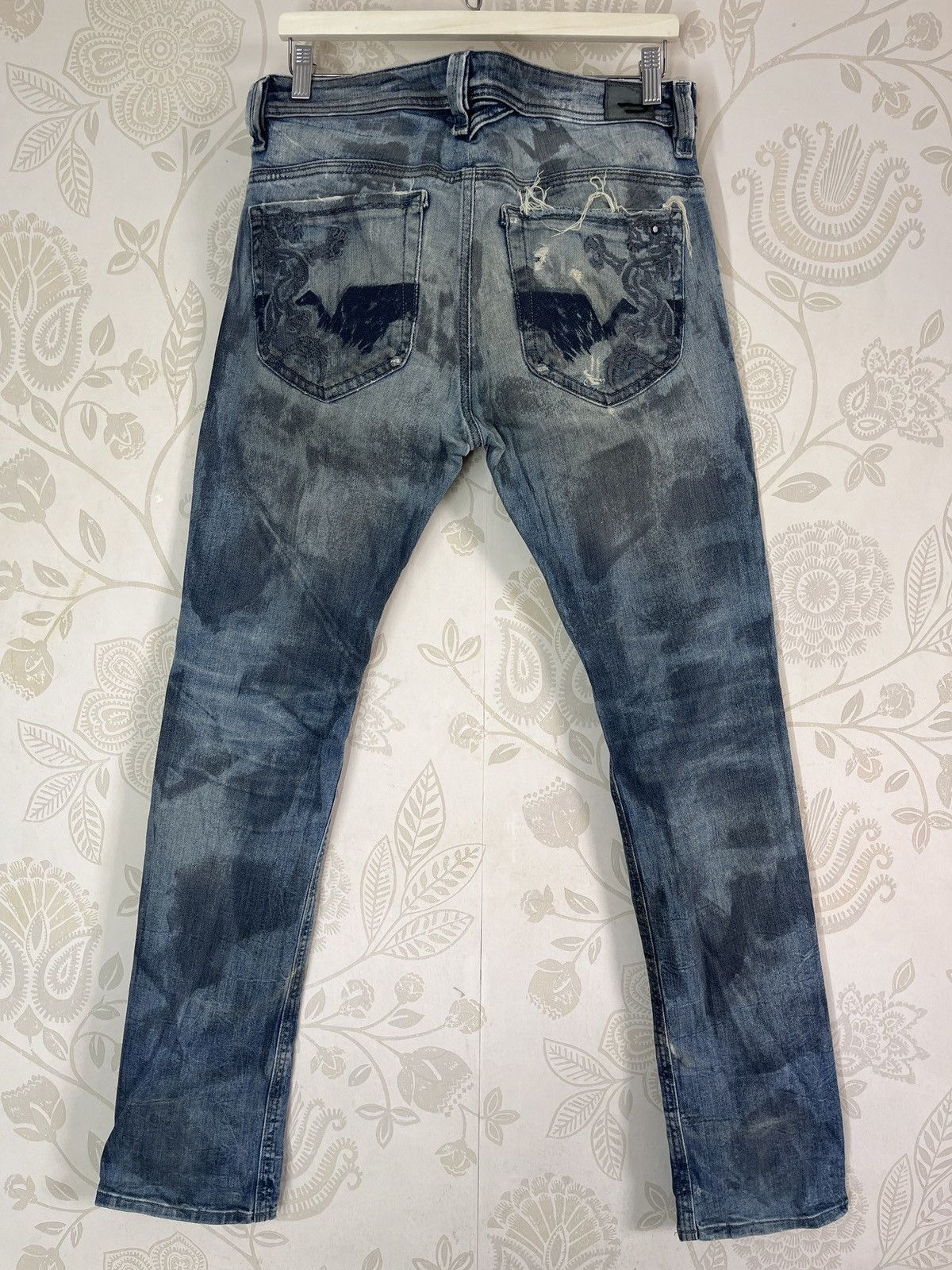 Diesel × Vintage Thrashed Diesel Black Thanaz Vintage Made In Italy Size US 31 - 2 Thumbnail